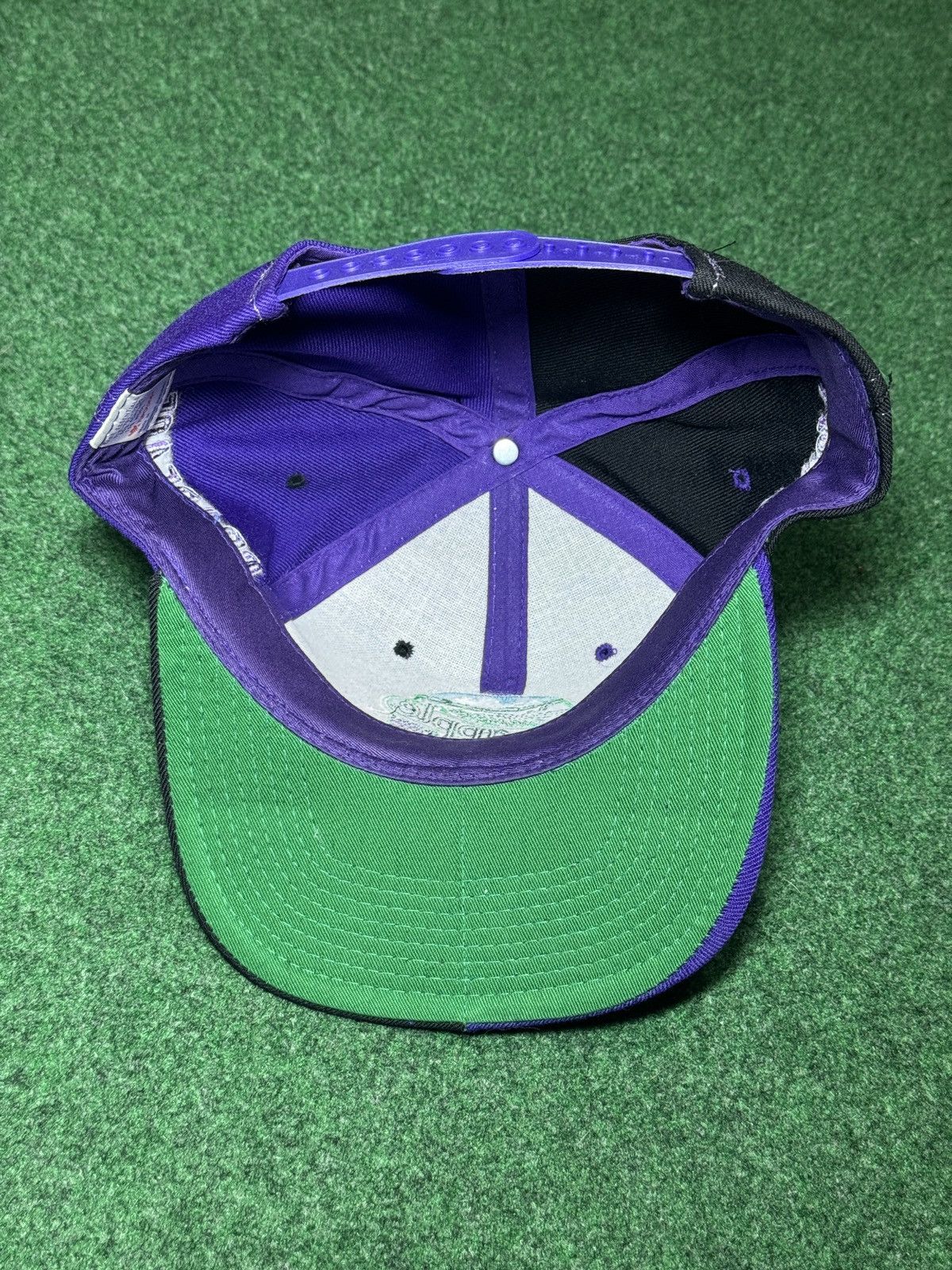 Yupong Vintage Snapple Grapeade Wool Sopranos 90s Snapback Hat Size ONE SIZE - 5 Thumbnail