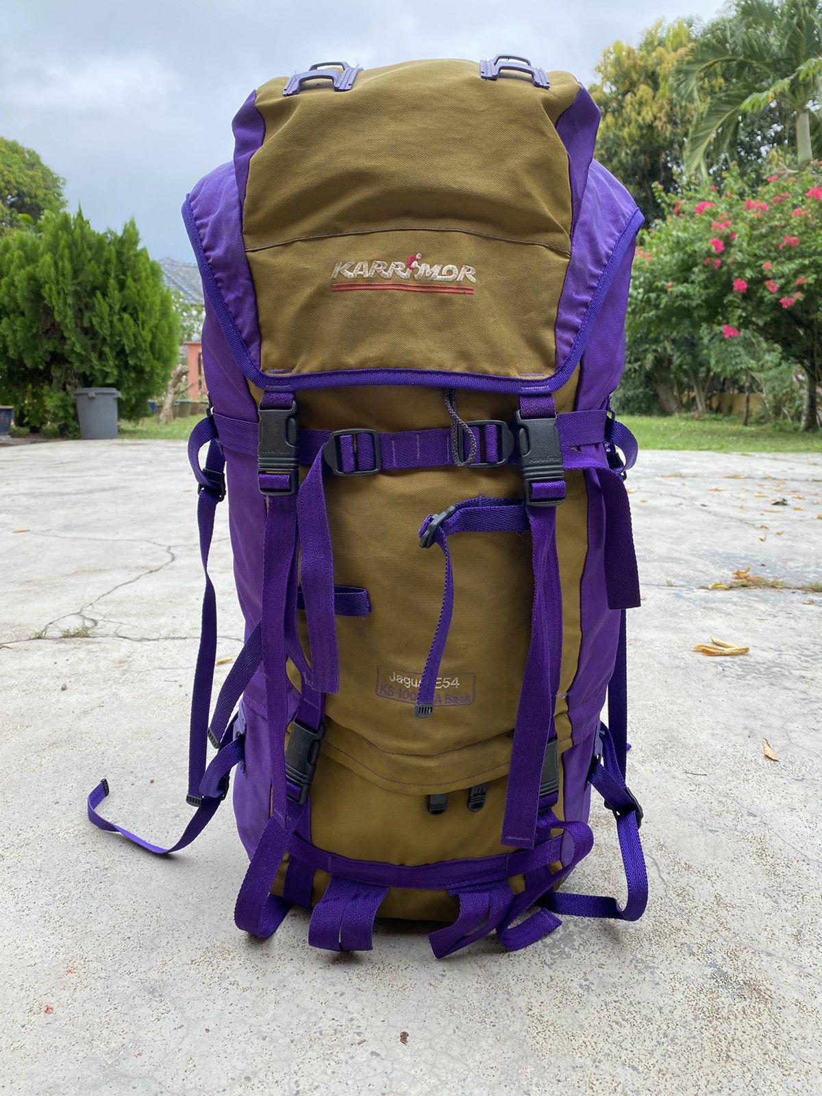 Karrimor Outdoor Life Vintage Vintage KARRIMOR JAGUAR E54 KS 100T Hiking Bag Made in UK Grailed