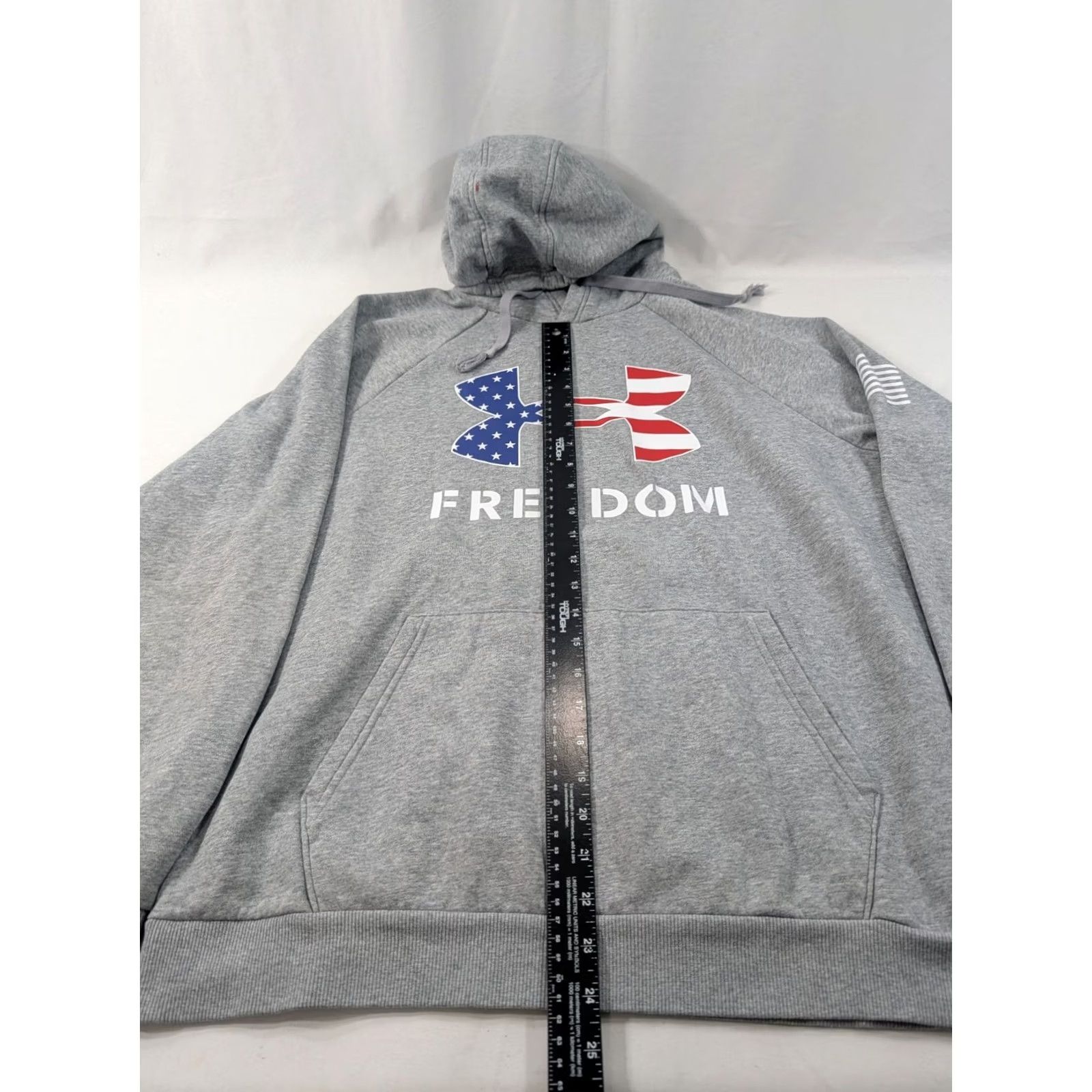 Under Armour Under Armour Hoodie Mens M Gray Freedom Flag Graphic Print Hooded Pockets UA Regular Pullover Size M Size US M / EU 48-50 / 2 - 6 Thumbnail