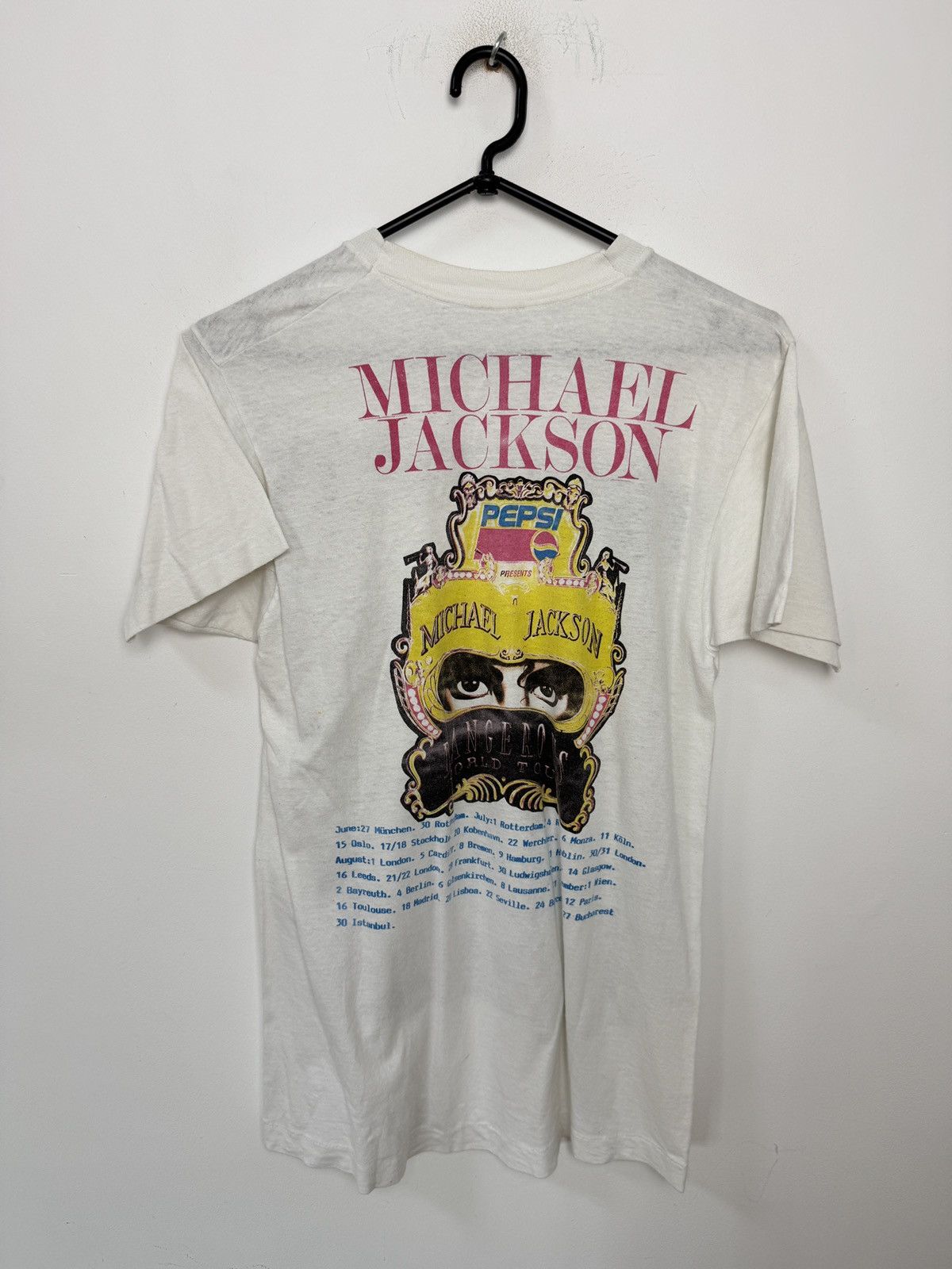 Band Tees × Michael Jackson × Vintage RARE Vintage 1992 Michael Jackson Dangerous Tour T-Shirt Size US M / EU 48-50 / 2 - 2 Thumbnail