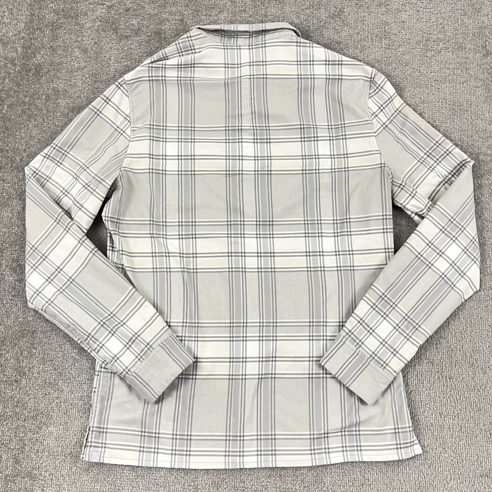 Lululemon Lululemon Masons Peak Flannel Shirt Mens Large Gray Plaid Stretch Button Up L/S Size US L / EU 52-54 / 3 - 4 Thumbnail