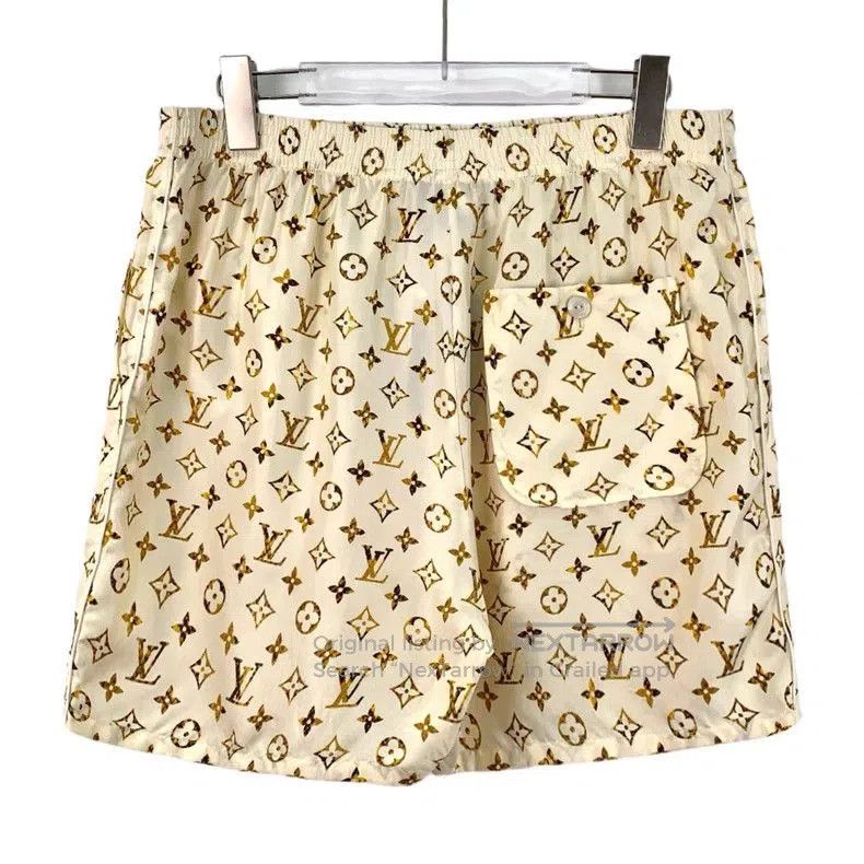 Louis Vuitton Louis Vuitton Beige Logo Print Silk Shorts. Size US 34 / EU 50 - 2 Thumbnail