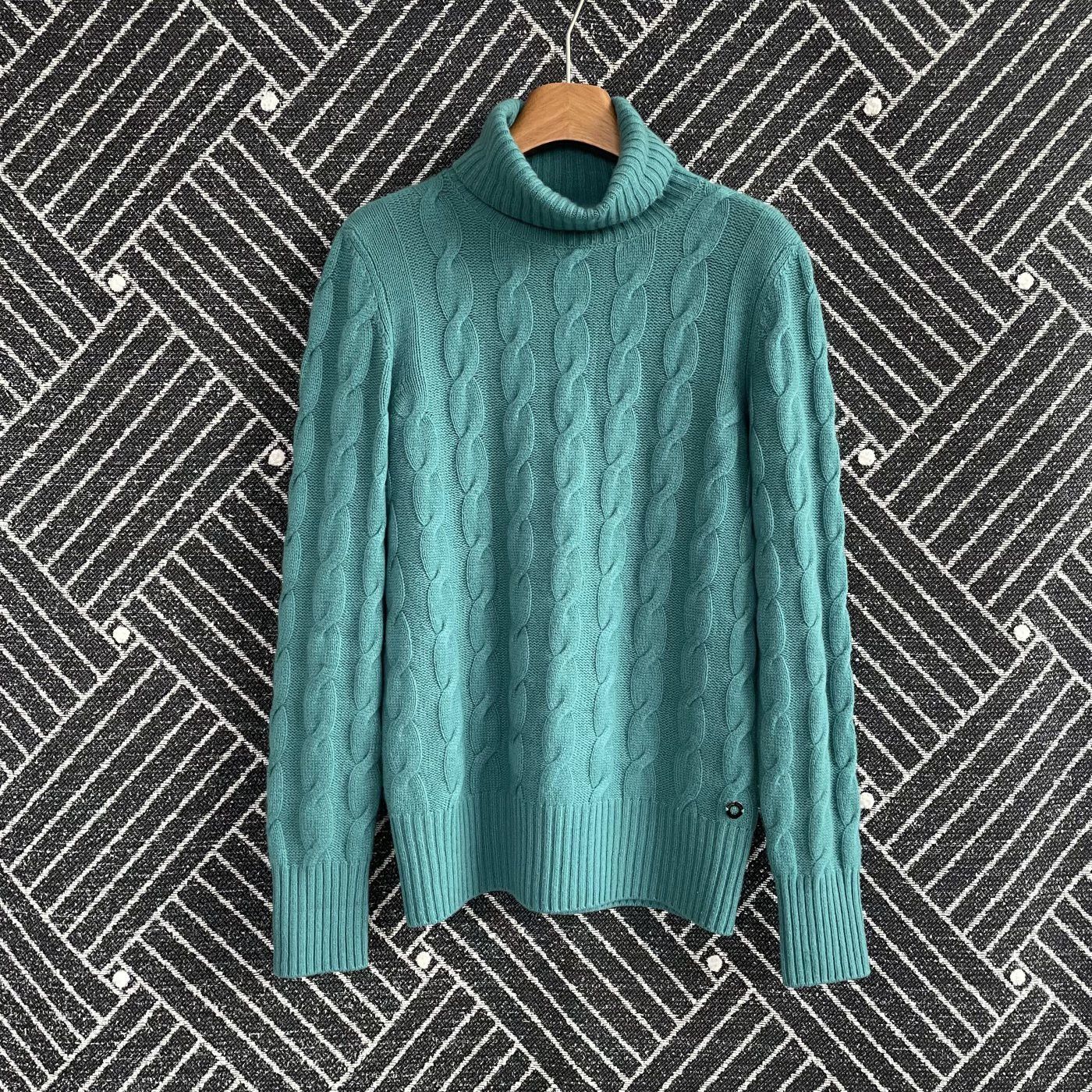 Loro Piana Loro Piana 98 new cable highneck green women's 44 Size M / US 6-8 / IT 42-44 - 1 Thumbnail