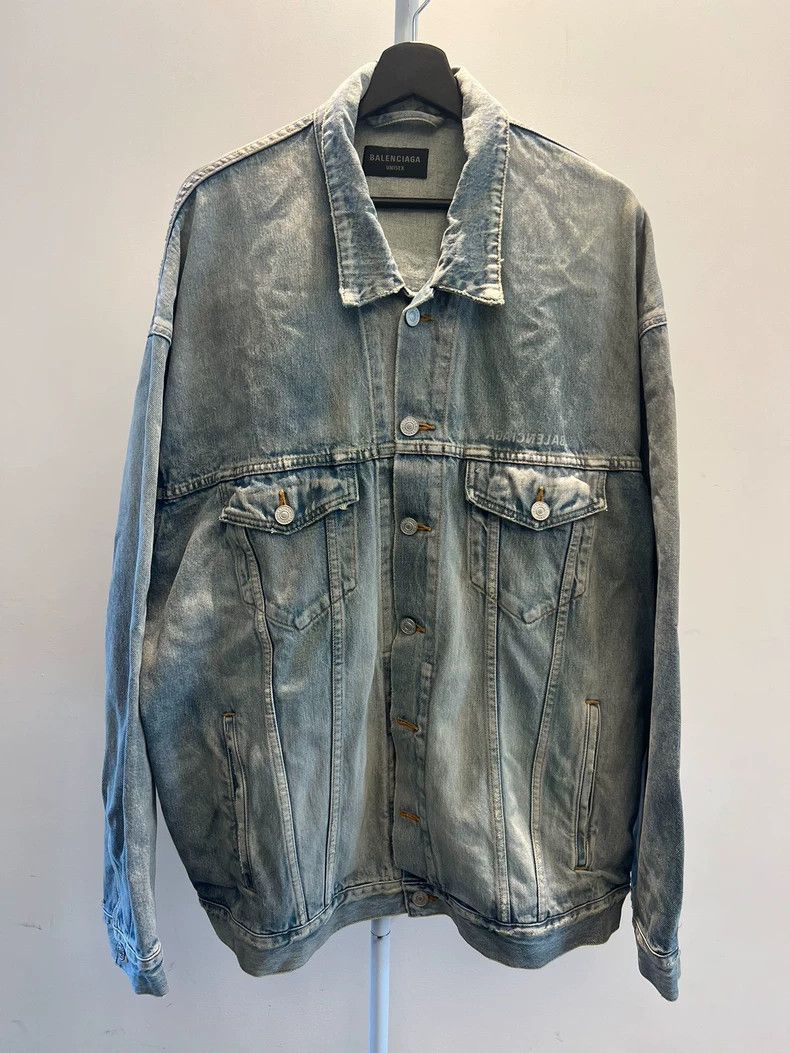 Balenciaga Denim jacket size 2 95% new