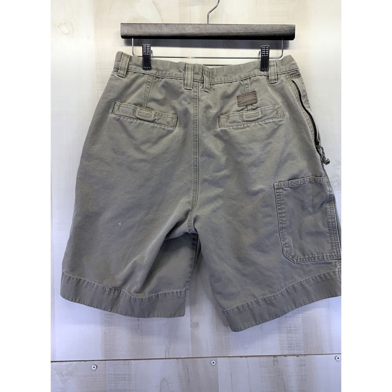 Vintage Columbia Cargo Shorts Mens SZ 32 Gray Green Weathered Cotton Flat Front Pocket 10in Inseam Casual Vintage: No Size US 32 / EU 48 - 7 Thumbnail