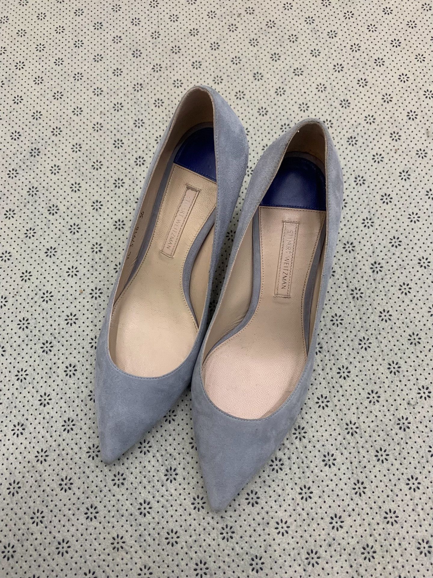 Stuart Weitzman Stuart Weitzman Blue-Purple Suede Heels Size US 5 / IT 35 - 1 Thumbnail
