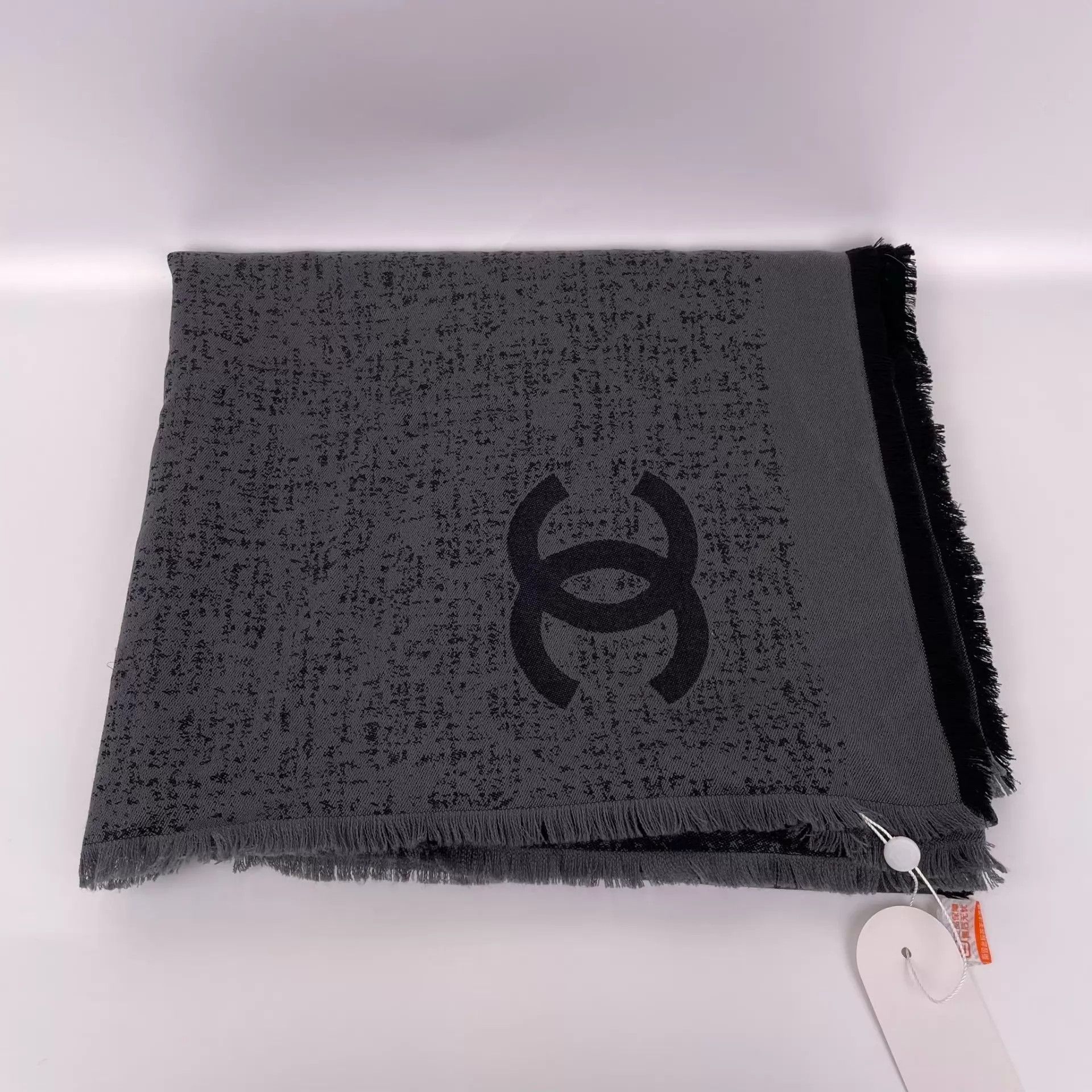 Chanel Chanel Black Silk Shawl Size ONE SIZE - 3 Thumbnail