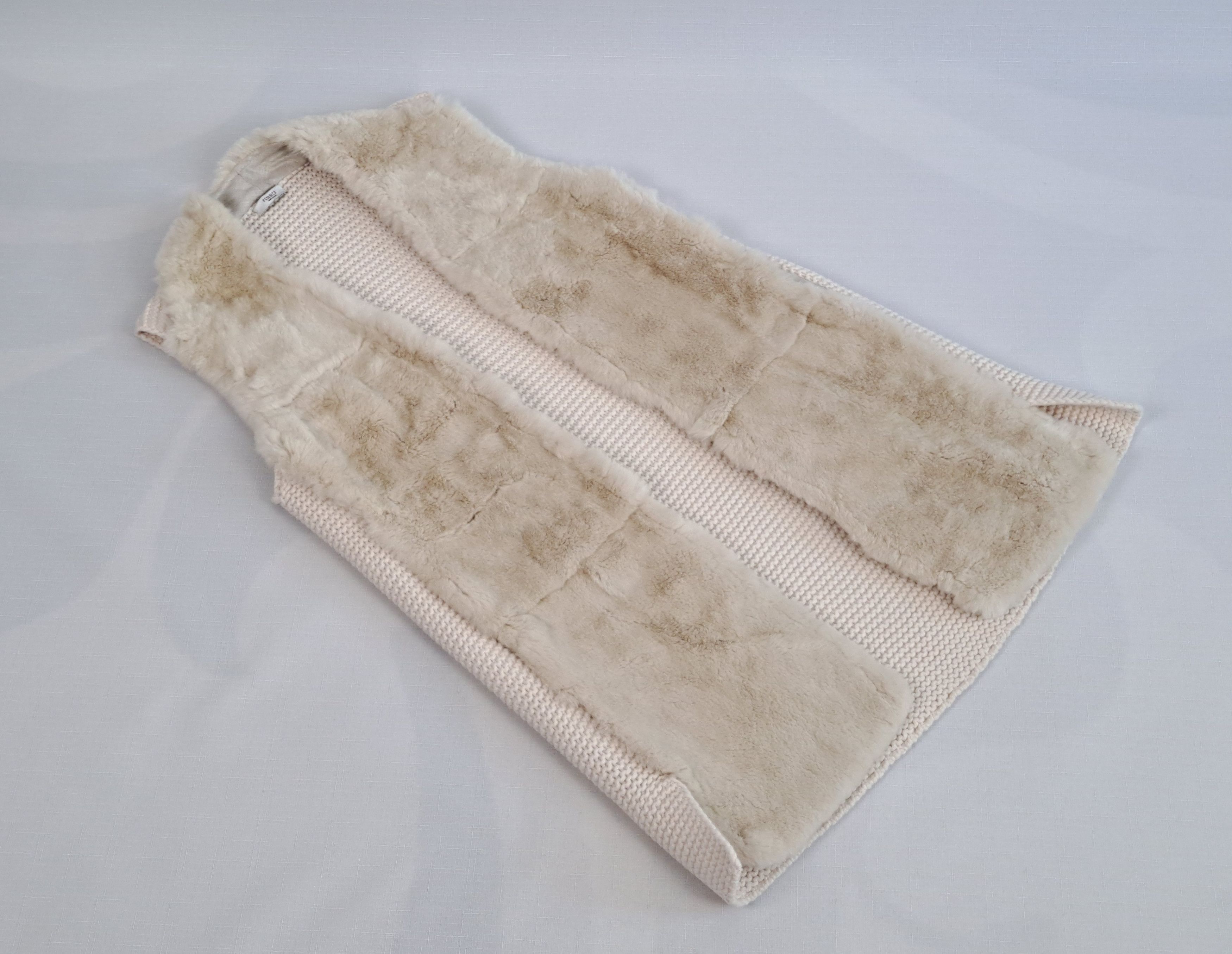 Peserico PESERICO real rabbit fur & knit-back vest. Size 46IT Size L / US 10 / IT 46 - 10 Thumbnail