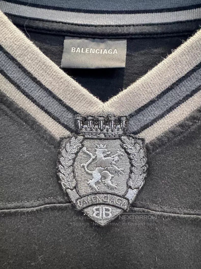 Balenciaga Balenciaga Soccer Series V-Neck Short Sleeve T-Shirt Size US XL / EU 56 / 4 - 2 Thumbnail