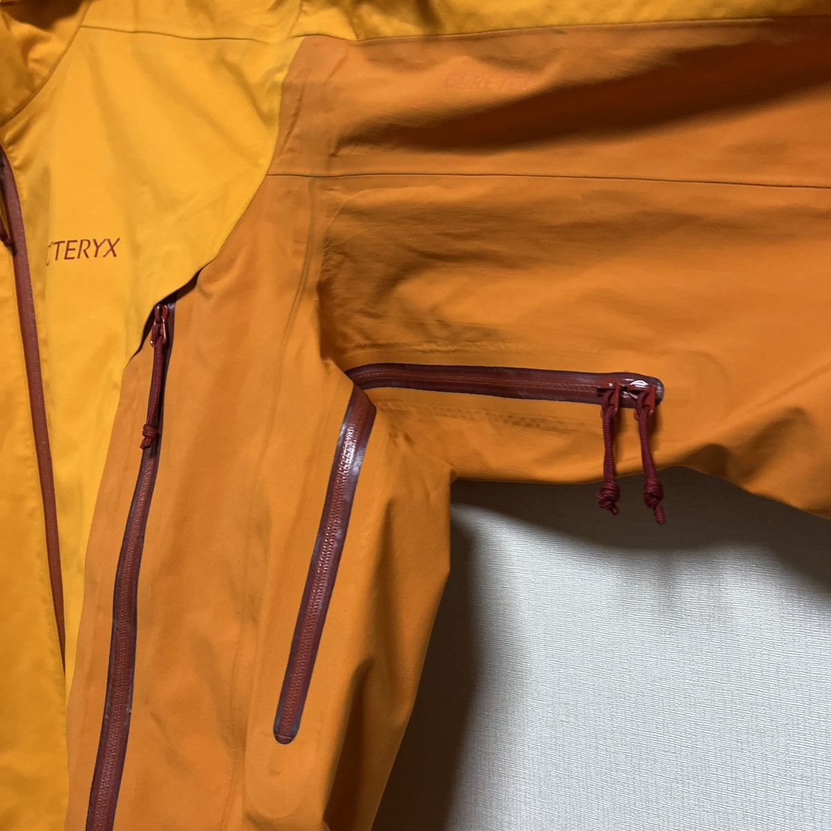 Arc'teryx Men's Arcteryx Beta Gore-Tex Jacket Recco Gorpcore Size US L / EU 52-54 / 3 - 11 Thumbnail
