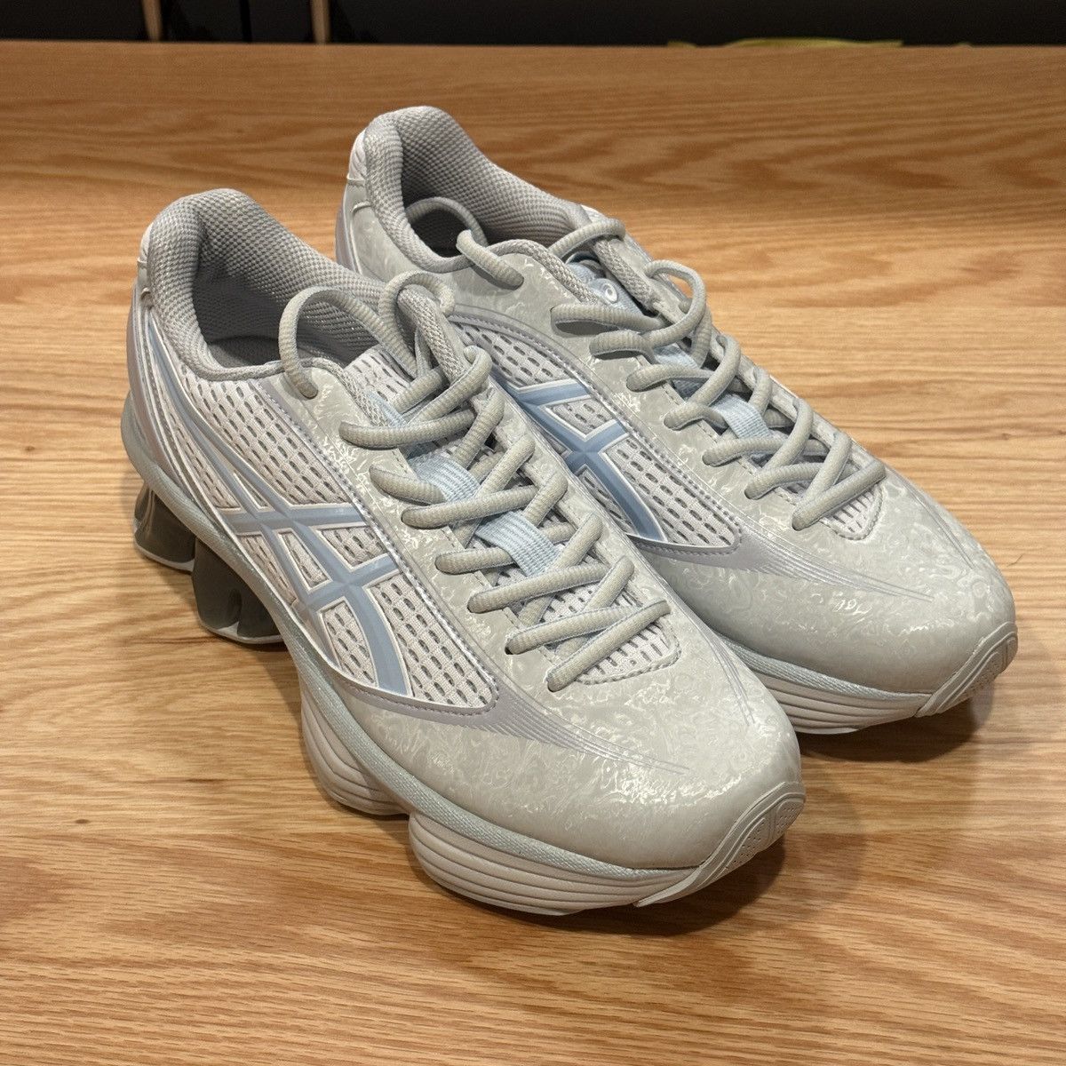 Asics × Kiko Kostadinov ASICS US6-S GEL-KINETIC FLUENT 1203A748 020 Glacier Grey Size US 8.5 / EU 41-42 - 3 Thumbnail