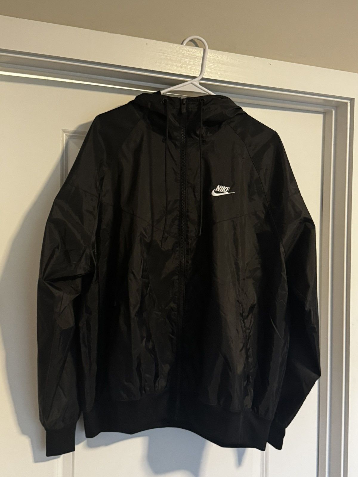 Nike Nike Windbreaker Jacket - Black - Size L Size US L / EU 52-54 / 3 - 3 Thumbnail