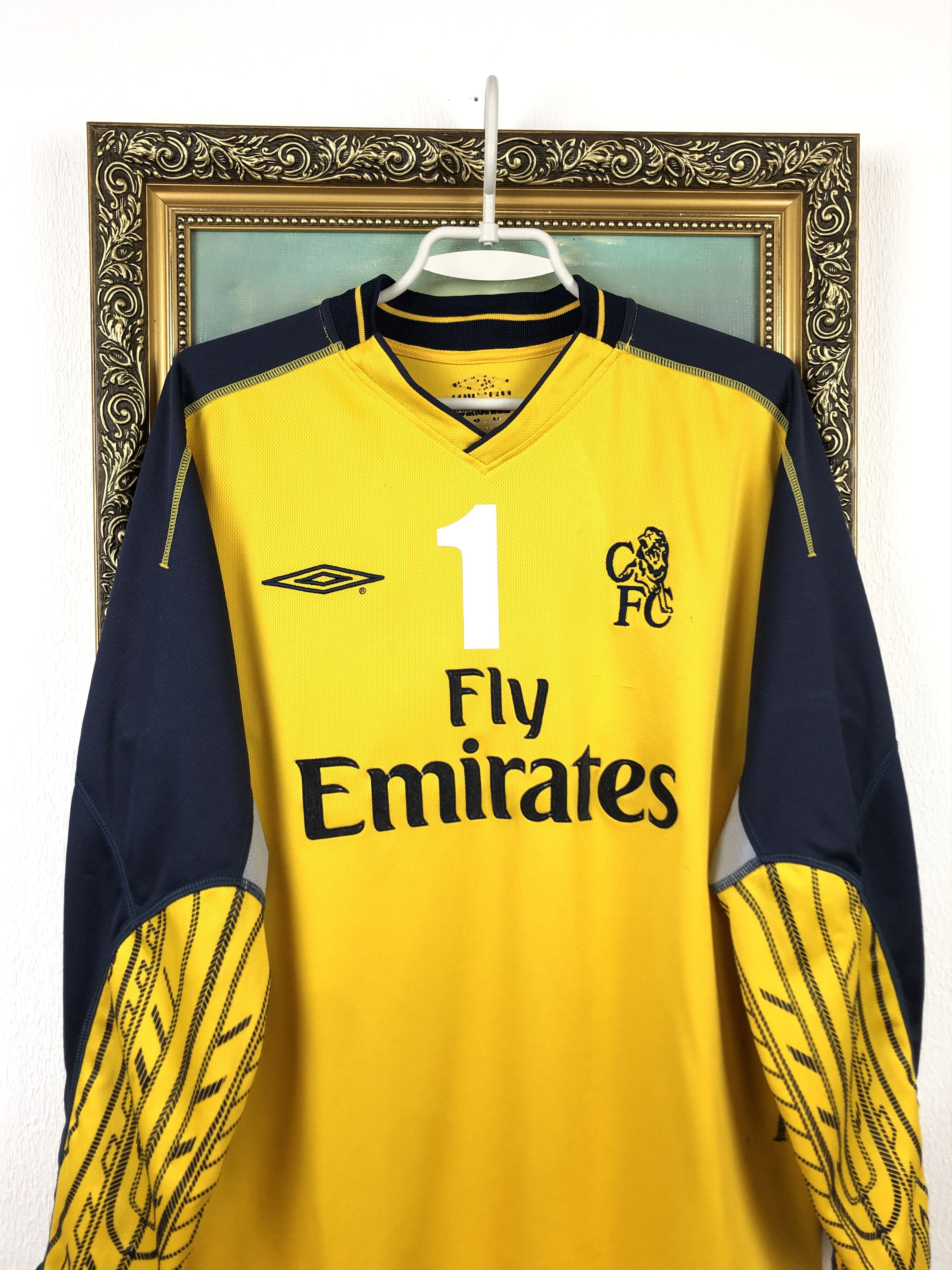Chelsea Soccer Chelsea Goalkeeper football shirt 2002 #1 Soccer Jersey Rare Size US M / EU 48-50 / 2 - 2 Thumbnail