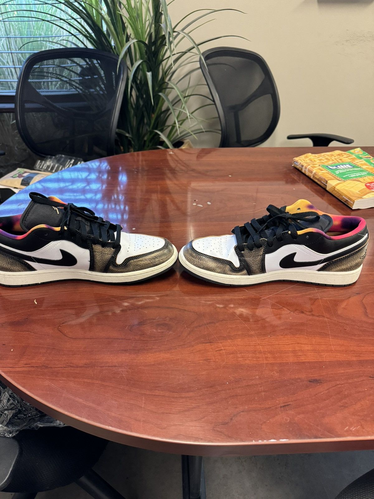Jordan Brand Jordan 1 lows white, black & brown Size US 11 / EU 44 - 5 Thumbnail