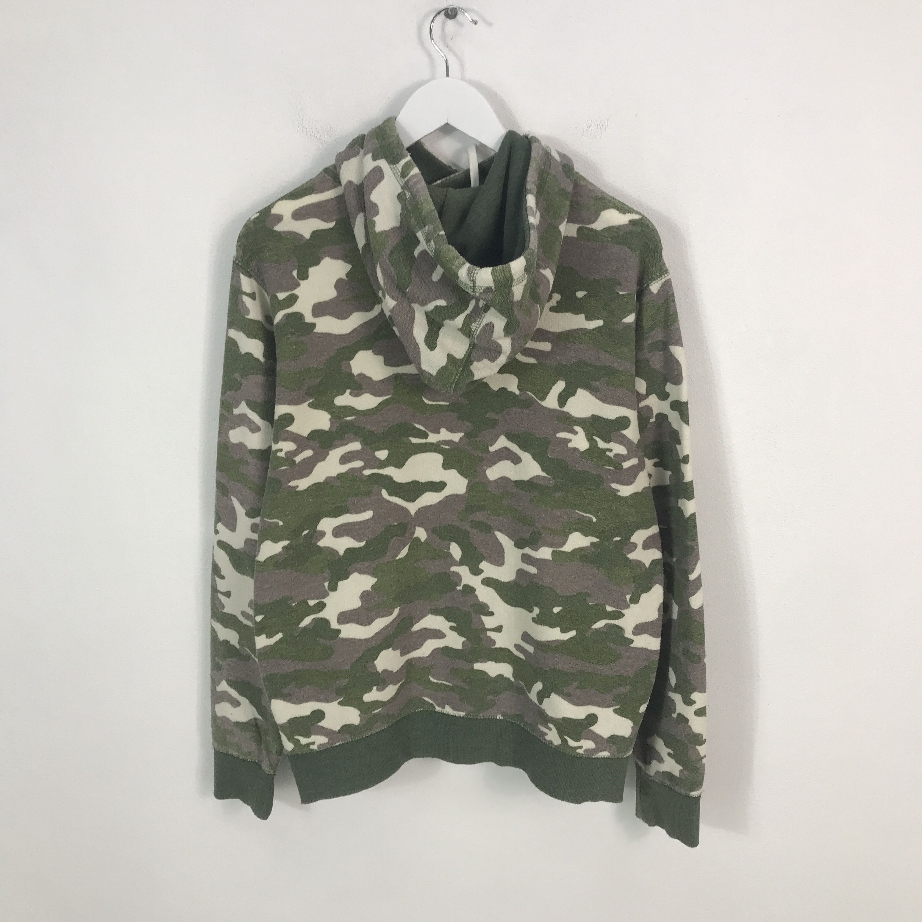 Japanese Brand Op sunwear Camo hoodie jacket Size US L / EU 52-54 / 3 - 3 Thumbnail