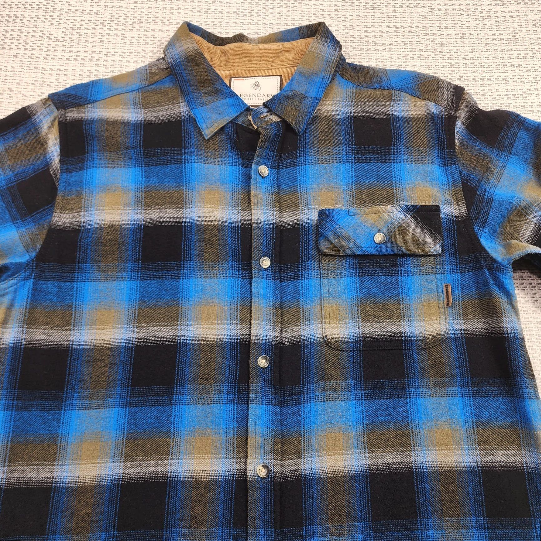 Vintage Legendary Whitetails Buck Camp Flannel Shirt Mens LT Plaid Button Up Hunting Size US L / EU 52-54 / 3 - 5 Thumbnail
