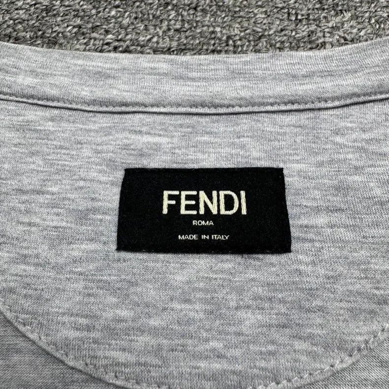 Fendi Fendi Sheepskin Demon Eye Short Sleeve Size US L / EU 52-54 / 3 - 2 Thumbnail