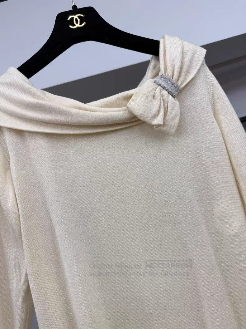 Dior Dior Beige wool one-shoulder medium-length sweater Size XS / US 0-2 / IT 36-38 - 2 Thumbnail