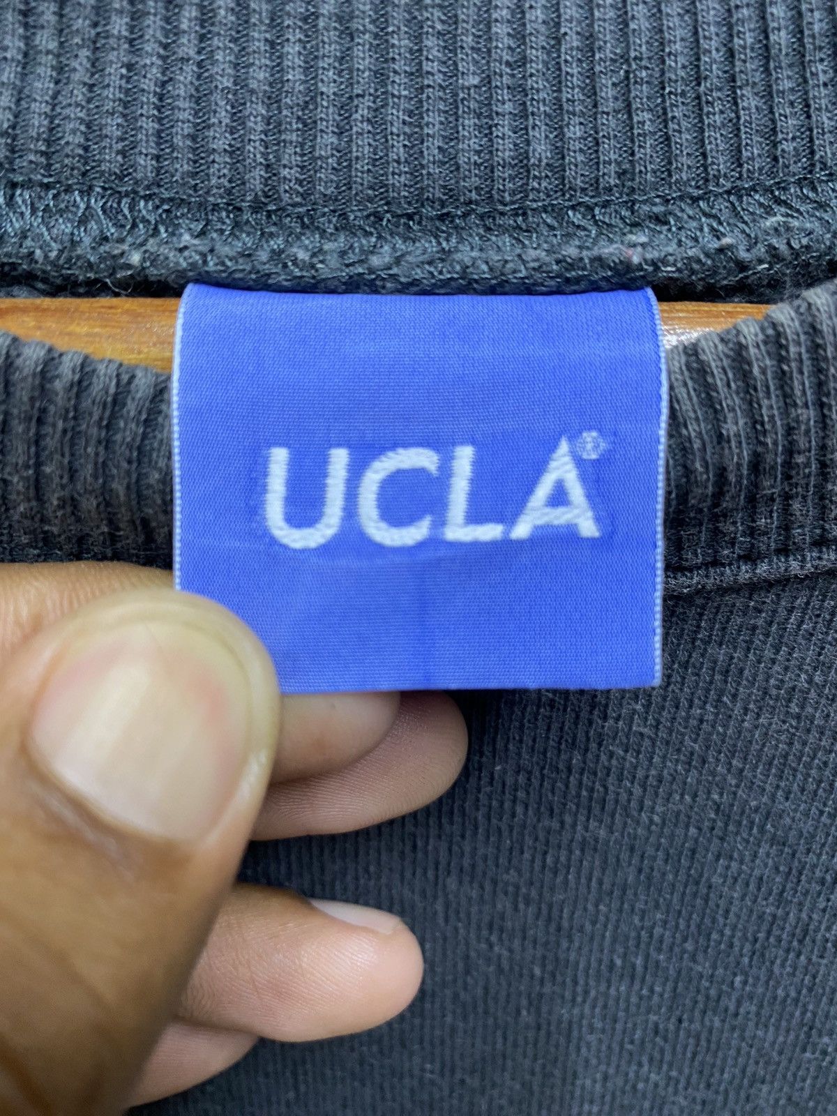 Other Vintage University Of California Los Angeles Sweatshirt Size US M / EU 48-50 / 2 - 9 Thumbnail