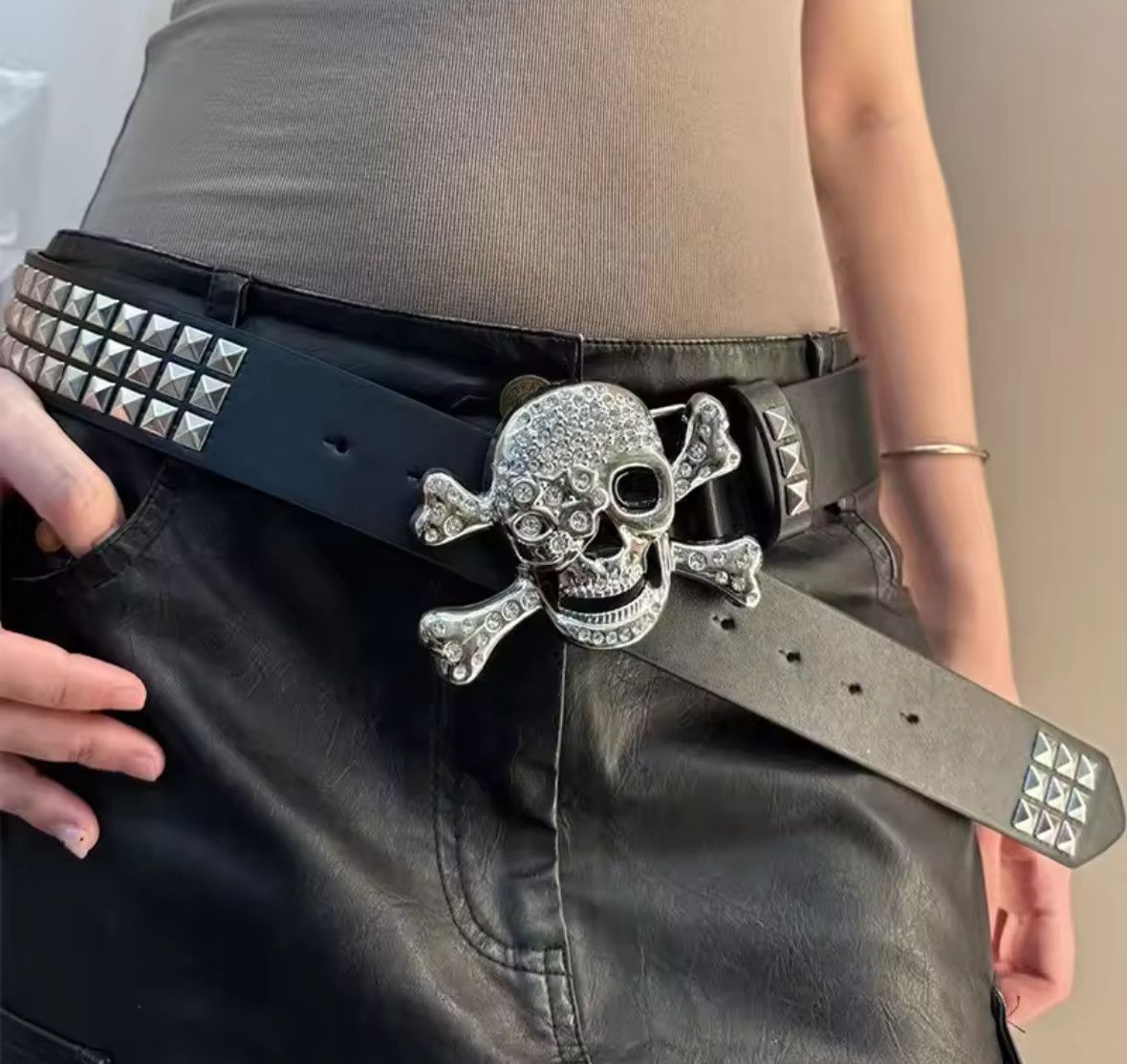 Japanese Brand Unisex Trendy Gothic Punk Skulls Buckle Belt Size ONE SIZE - 1 Thumbnail