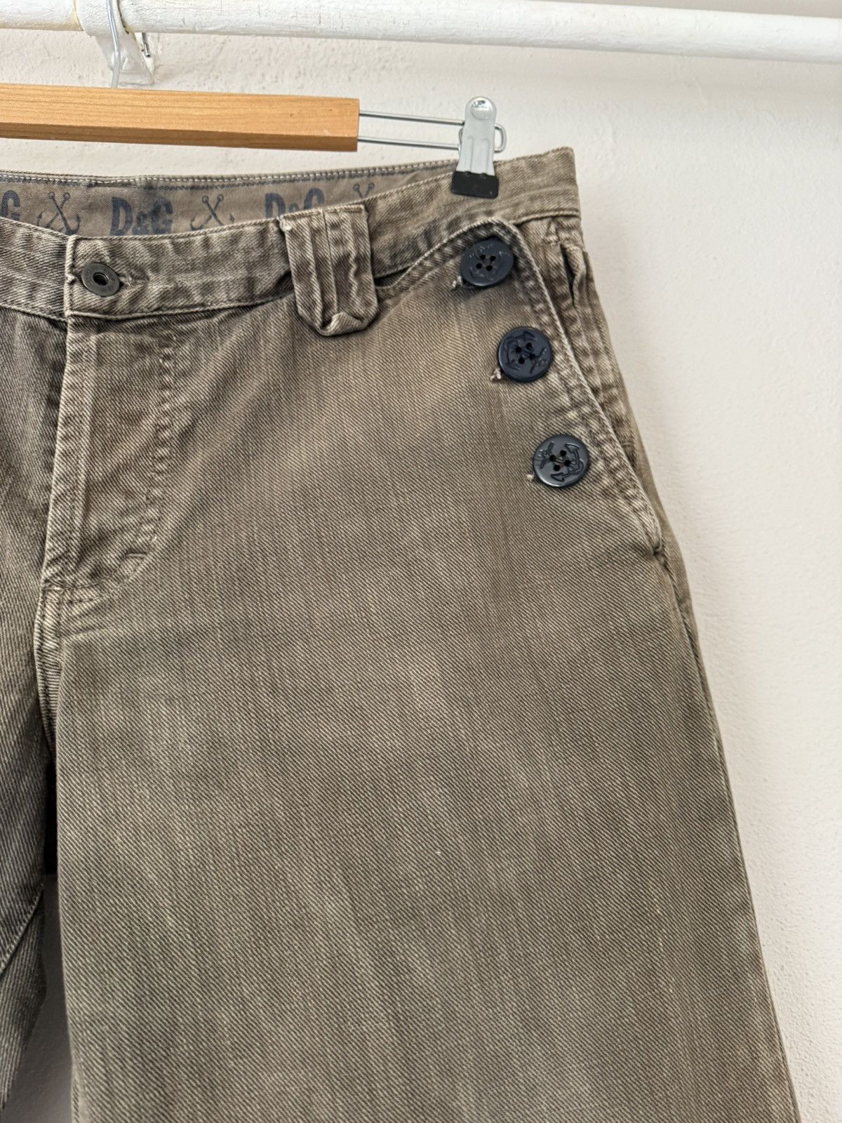Dolce & Gabbana D&G Baggy Jeans with Nautical Patch and Side Button Detail Size US 36 / EU 52 - 8 Thumbnail