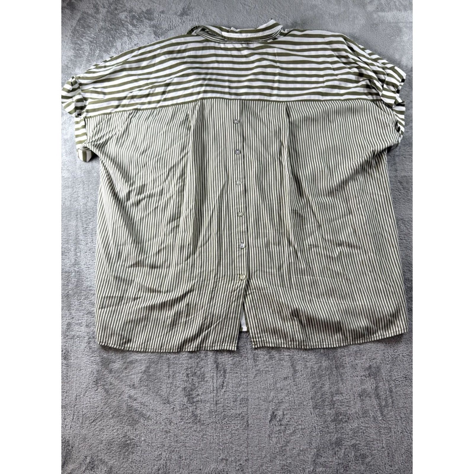 Vintage JANE AND DELANCY PLUS 2XL GREEN STRIPED SHIRT COASTAL FEMININE OFFICE Size XXL / US 16-18 / IT 52-54 - 2 Thumbnail