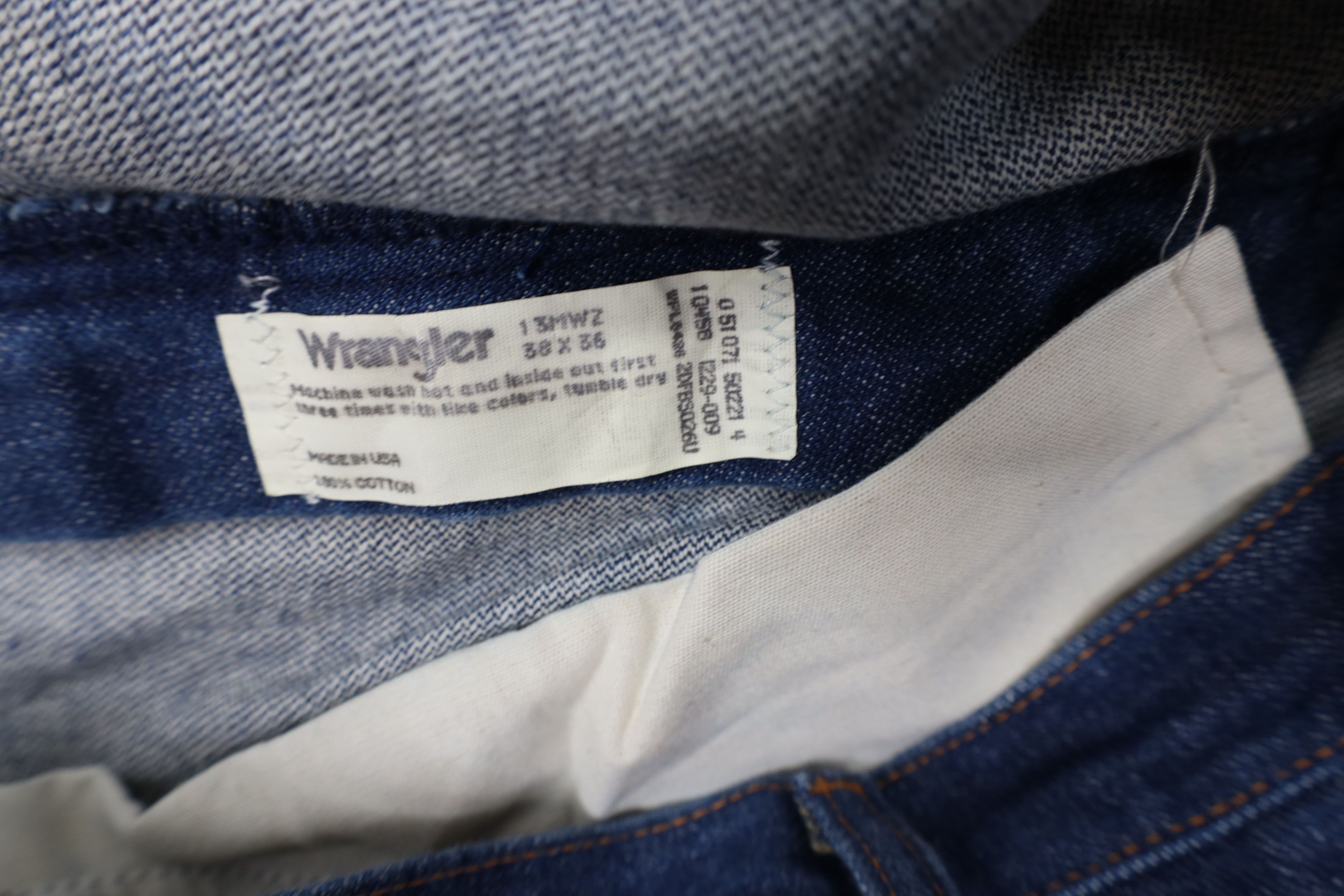 Wrangler Vintage 90s Wrangler Leg Denim Jeans Blue Cotton USA Size US 38 / EU 54 - 8 Thumbnail