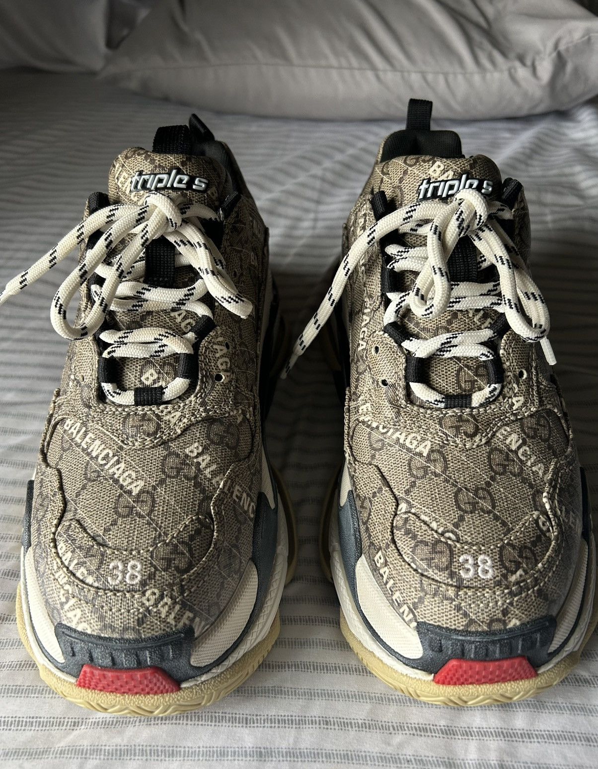 Balenciaga × Gucci Gucci x Balenciaga The Hacker Project Triple S Size US 8 / IT 38 - 1 Thumbnail