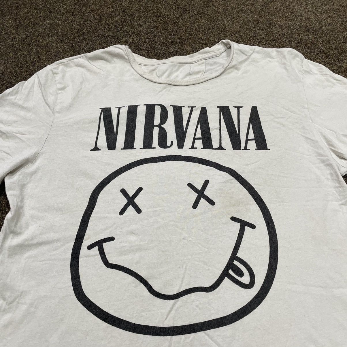 Band Tees vintage y2k Nirvana Tour rock goth vamp horror face opium Size US M / EU 48-50 / 2 - 3 Thumbnail
