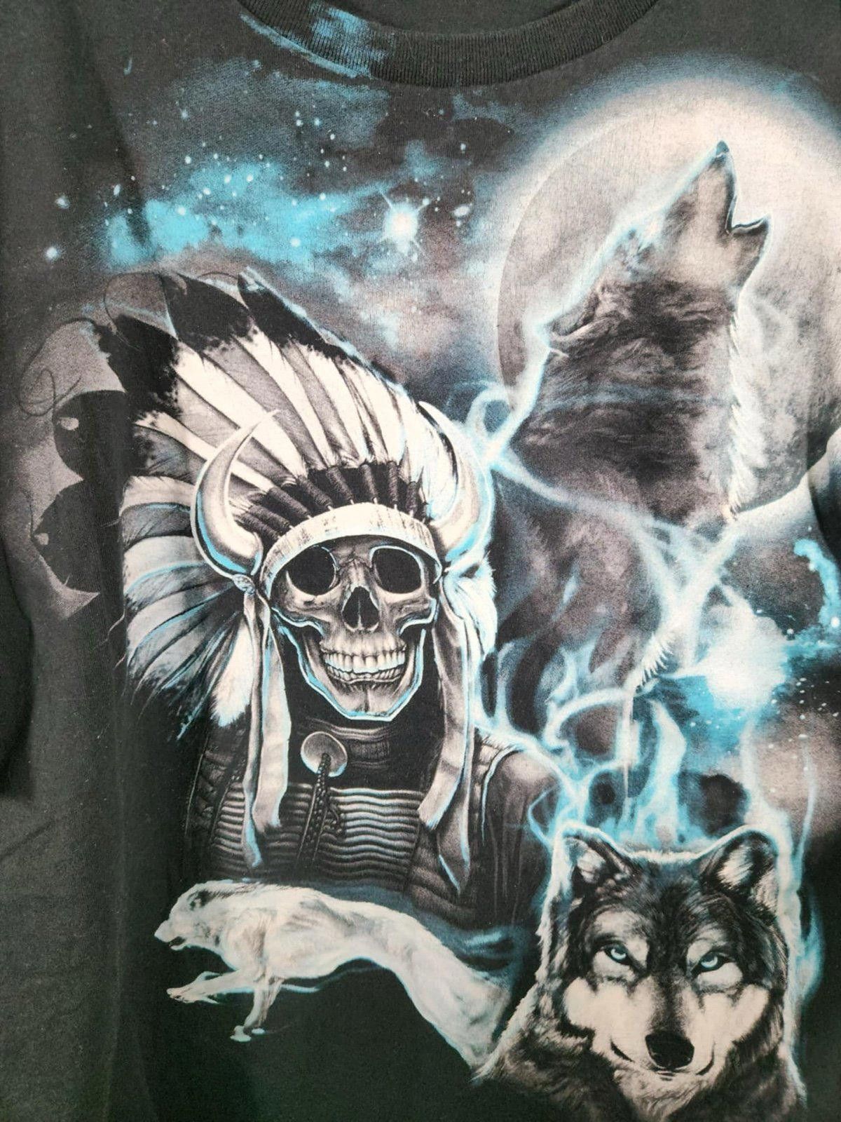 Designer Vintage Skull and Wolf Graphic TShirt Unique Native American Size US XXL / EU 58 / 5 - 2 Thumbnail