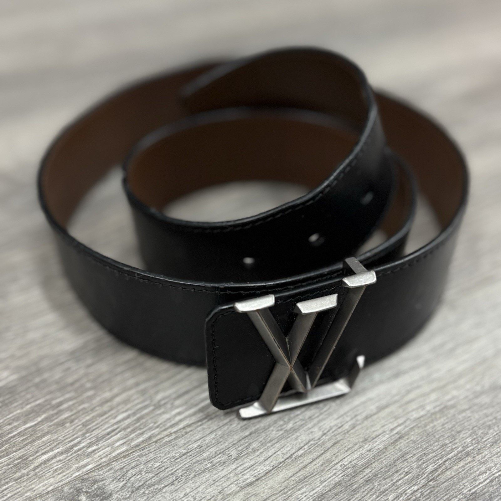 Louis Vuitton Louis Vuitton LV Initials Belt ' Black ' | GOOD CONDITION! Size 38 - 3 Thumbnail