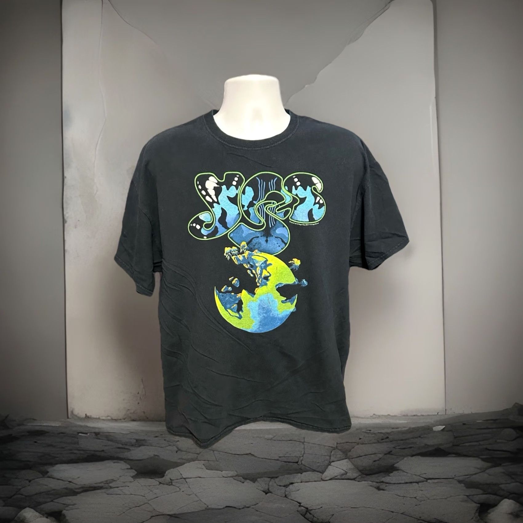 Gildan Yes Band 2014 Tour Shirt Men XL Black Short Sleeve Double Sided Rock Roll Size US XL / EU 56 / 4 - 3 Thumbnail