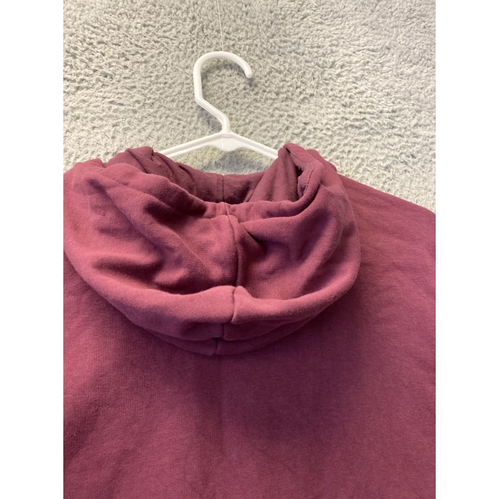 Adidas Adidas Hoodie Mens M Red White Hooded Sweatshirt Casual Outdoor Adult 98-34 Sports Basketball Gym & Training Mens/Hoodie Size US M / EU 48-50 / 2 - 8 Thumbnail