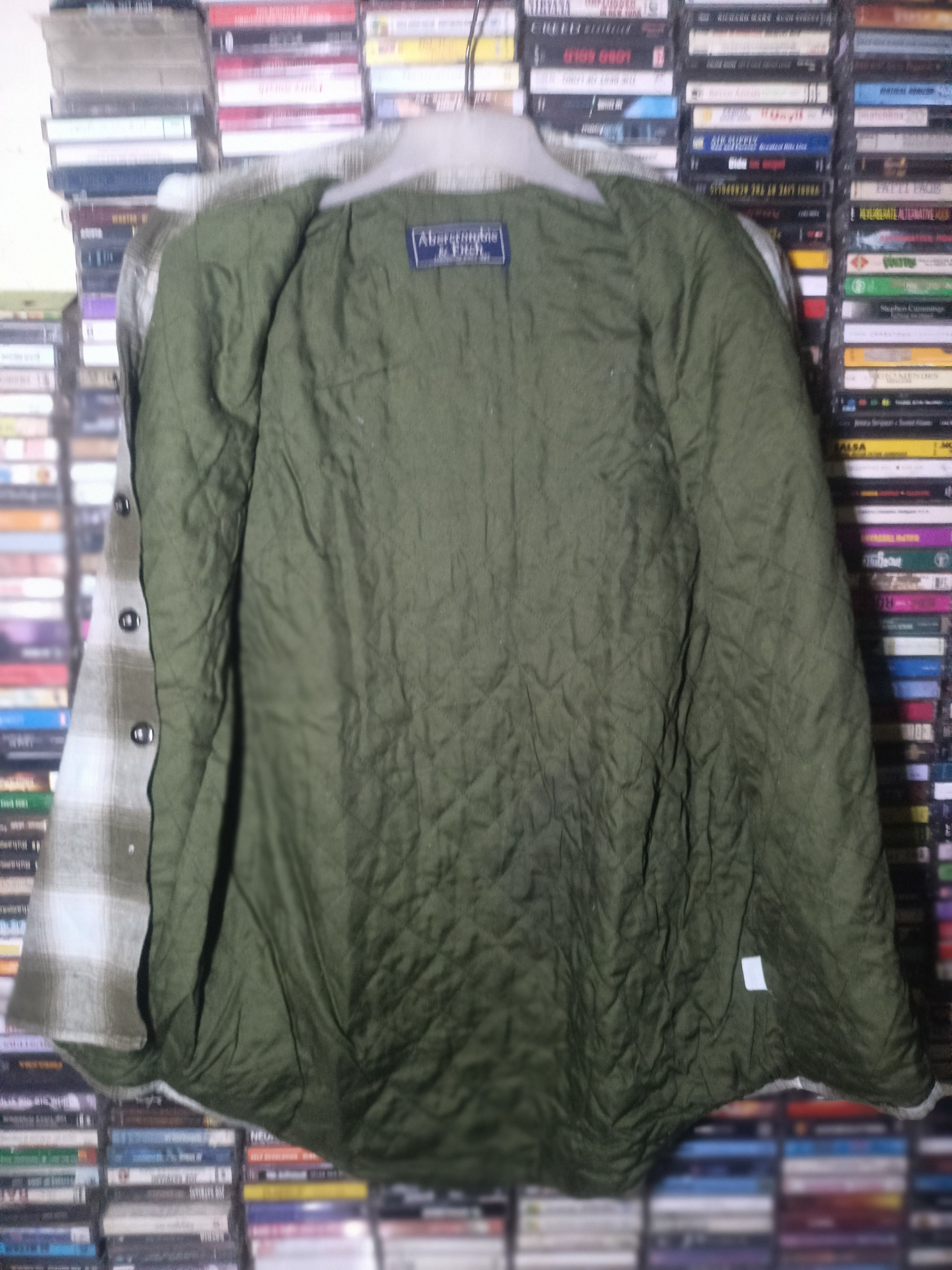 Abercrombie & Fitch Y2K Abercrombie Quilted Flannel Vest Size US M / EU 48-50 / 2 - 3 Thumbnail