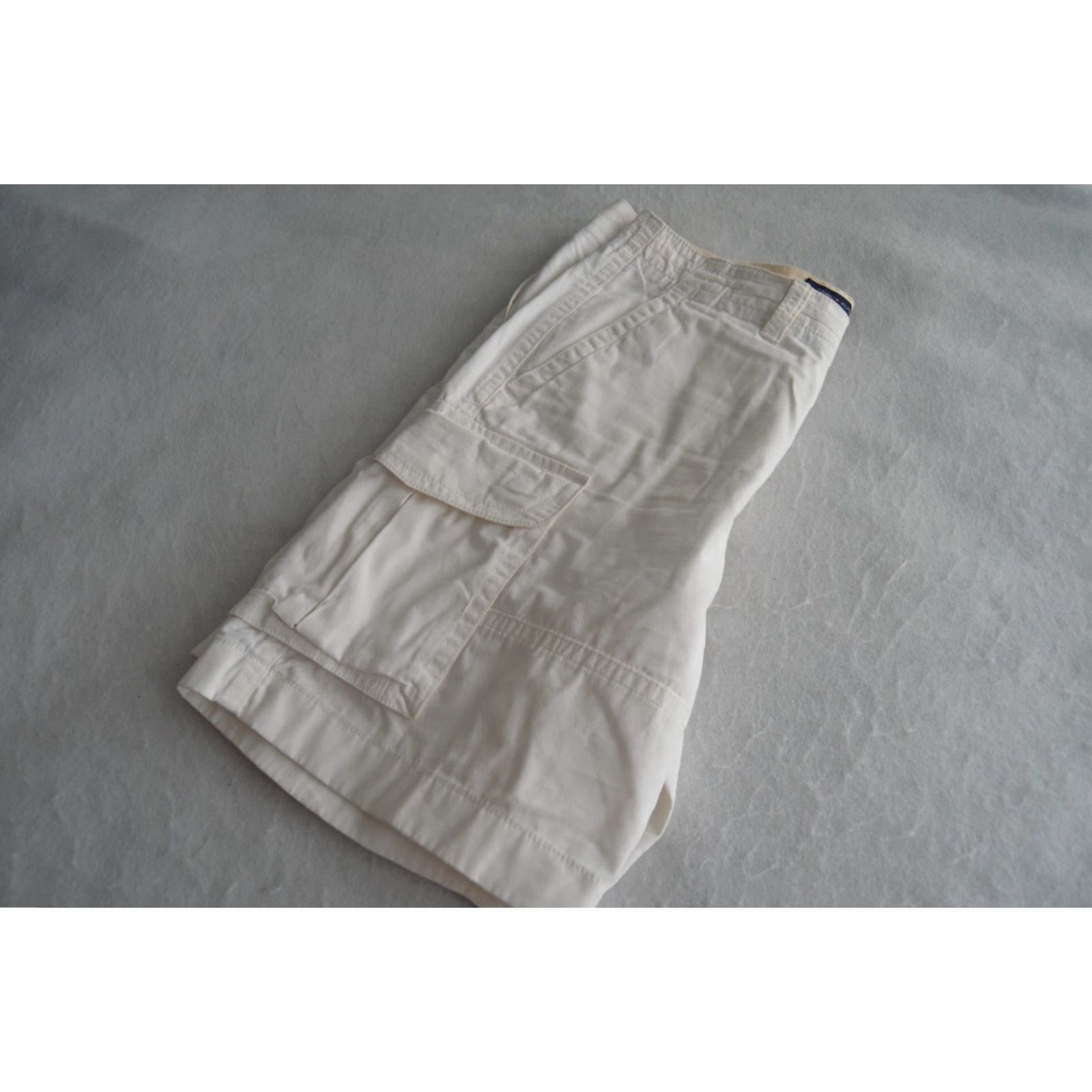 Tommy Hilfiger Tommy Hilfiger Men's Cargo Shorts White 32 Snap Pockets Size US 32 / EU 48 - 4 Thumbnail