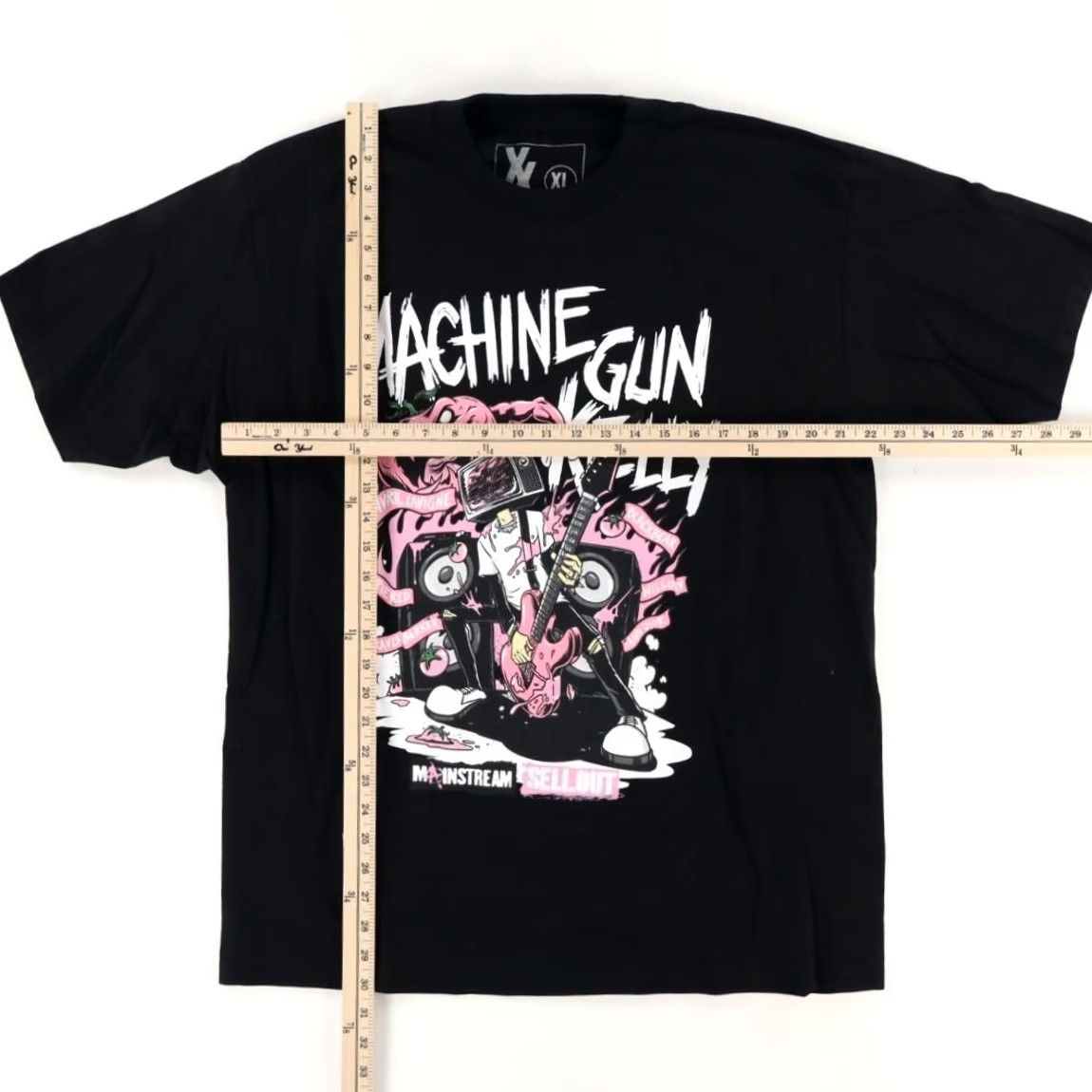Vintage Machine Gun Kelly Mainstream Tour 2022 Solid T-Shirt Black Men's XL Shirt Size US XL / EU 56 / 4 - 3 Thumbnail