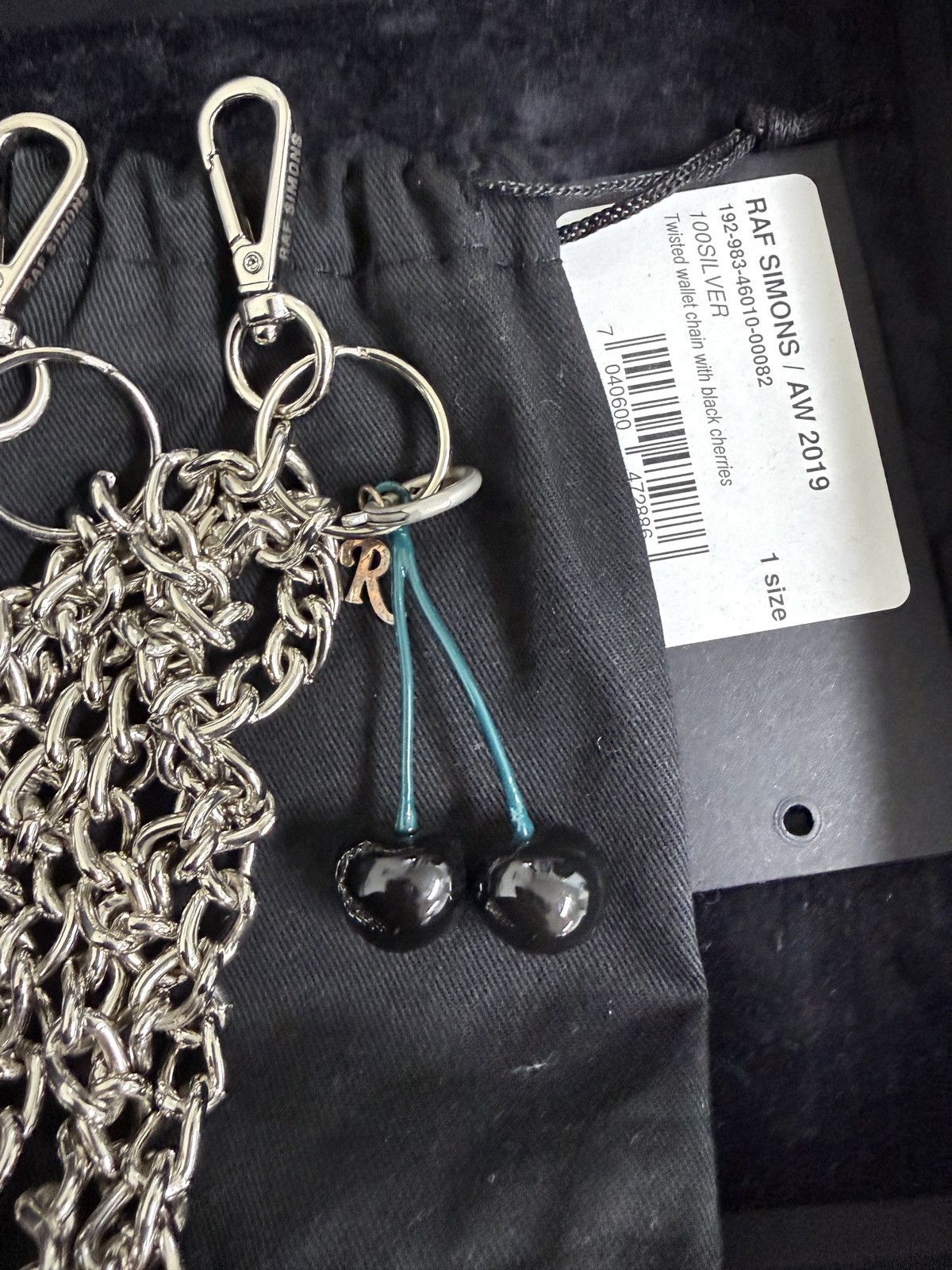 Raf Simons Raf Simons 19AW Black Cherries Twisted Wallet Chain Size ONE SIZE - 4 Thumbnail