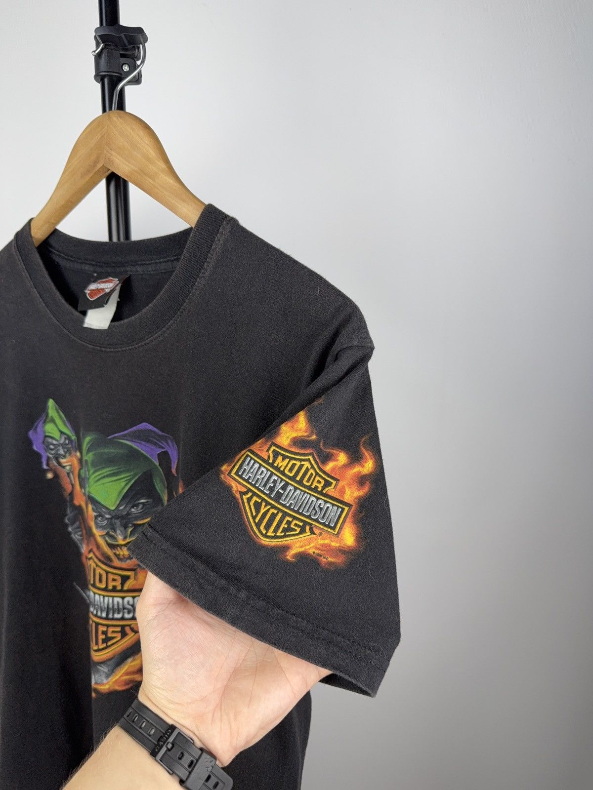 Harley Davidson × Vintage Harley-Davidson Flame Joker Tee 2006 Black Bear England Size US L / EU 52-54 / 3 - 3 Thumbnail