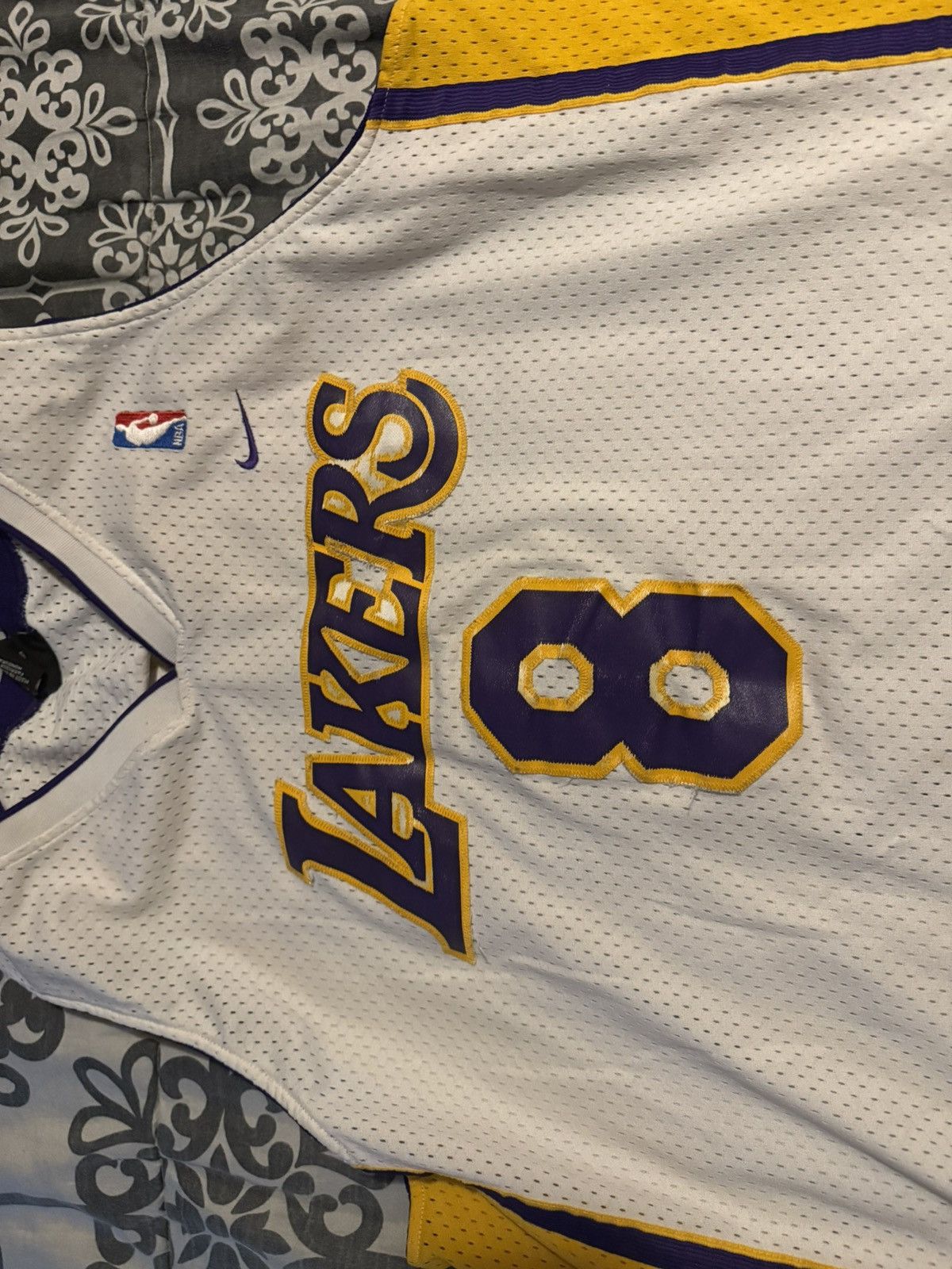 NBA White Kobe Bryant Lakers Jersey Size US XL / EU 56 / 4 - 2 Thumbnail