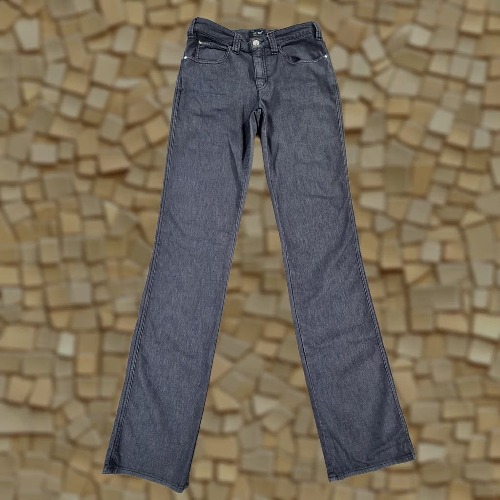 Vintage Armani Jeans Jeans Blue W28 L34 Regular Fit Straight Leg Mid Rise Denim Womens Jeans Size 28" / US 6 / IT 42 - 1 Thumbnail