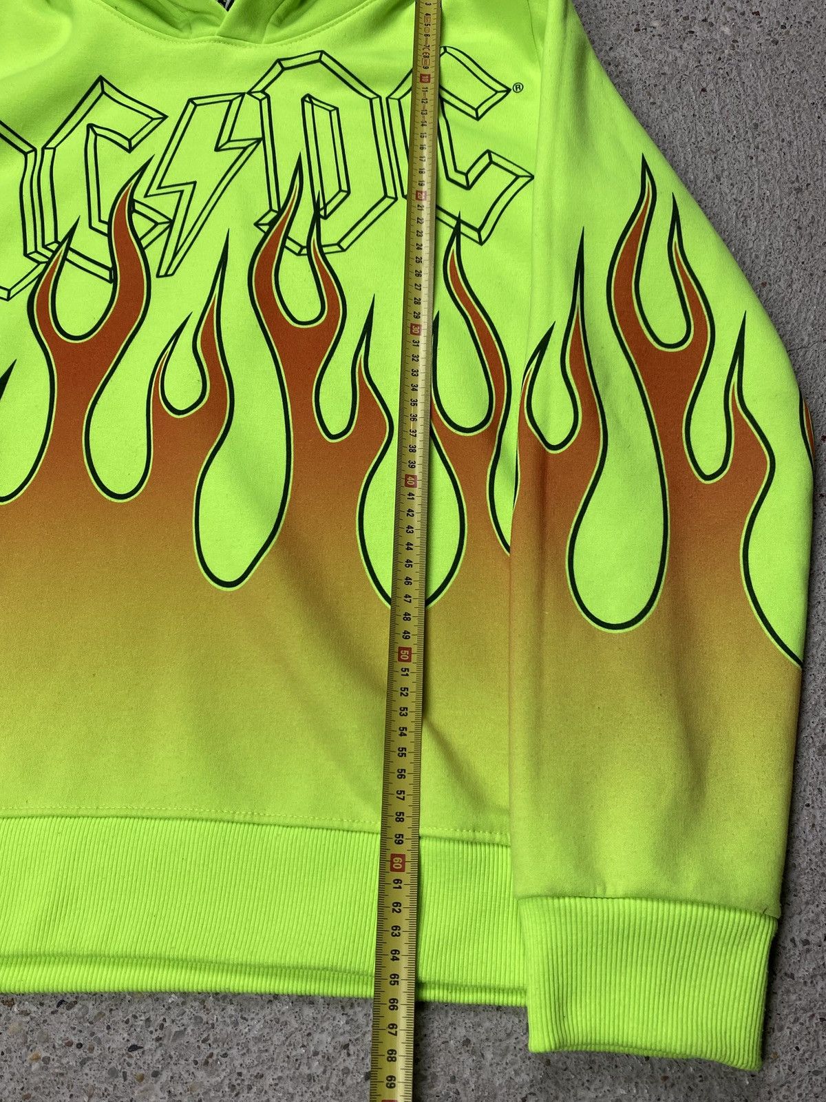 AC/DC Neon green ac dc hoodie flames rare Size US M / EU 48-50 / 2 - 11 Thumbnail