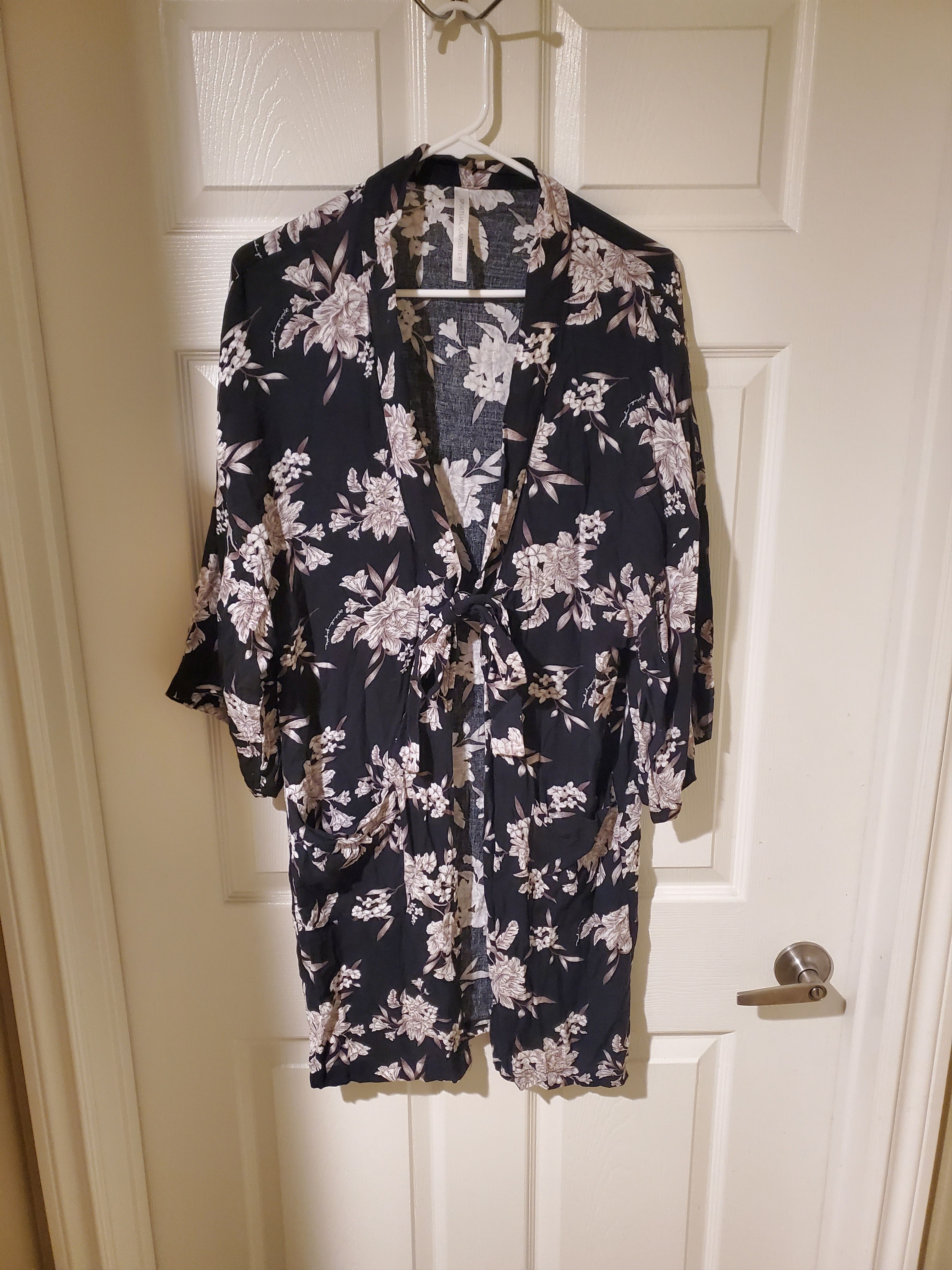 Spiritual Gangster Floral tie front kimono (OS) Size ONE SIZE - 2 Thumbnail