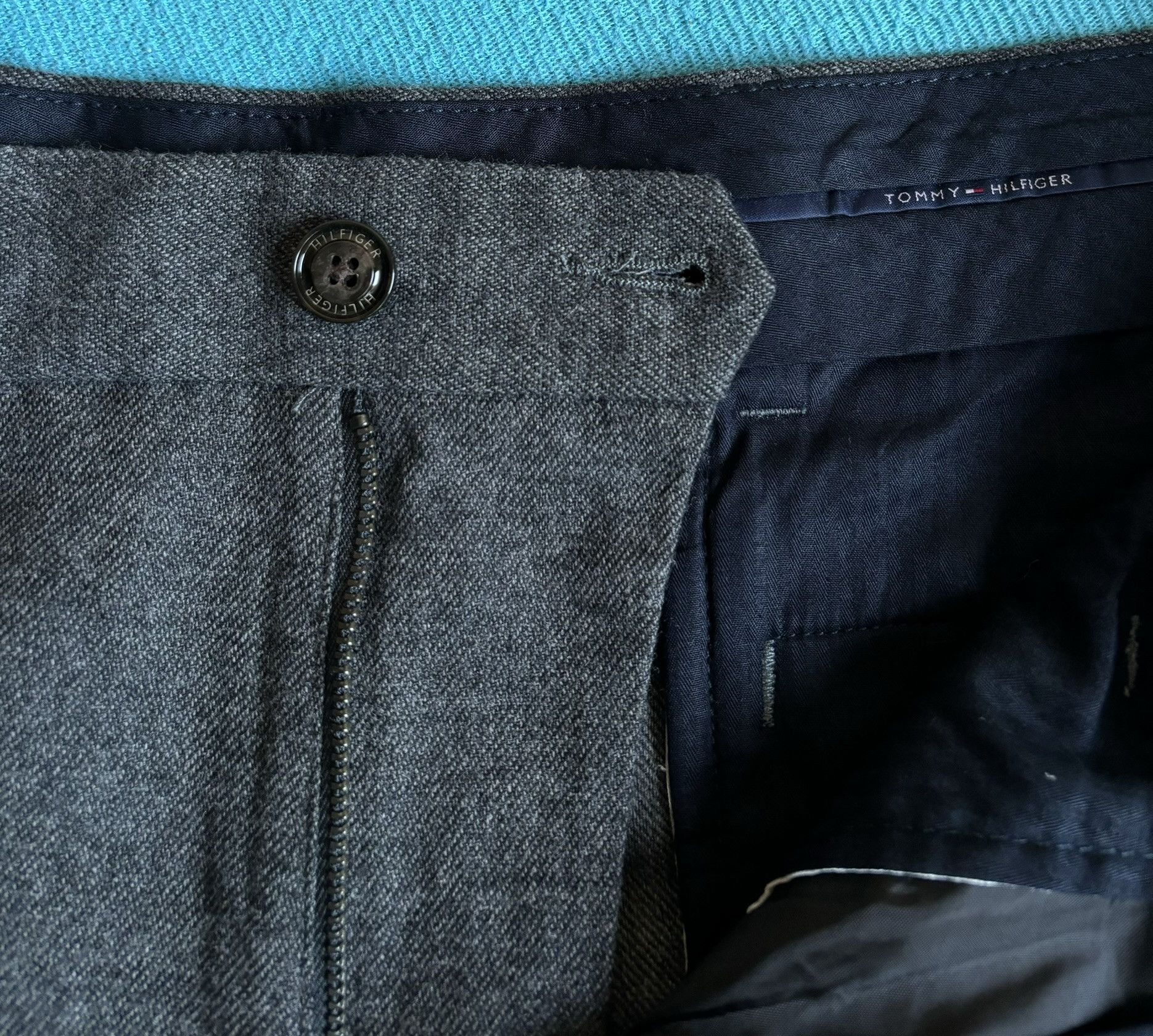 Tommy Hilfiger Tommy Hilfiger Formal Trousers size. 36-34 Size 36R - 12 Thumbnail