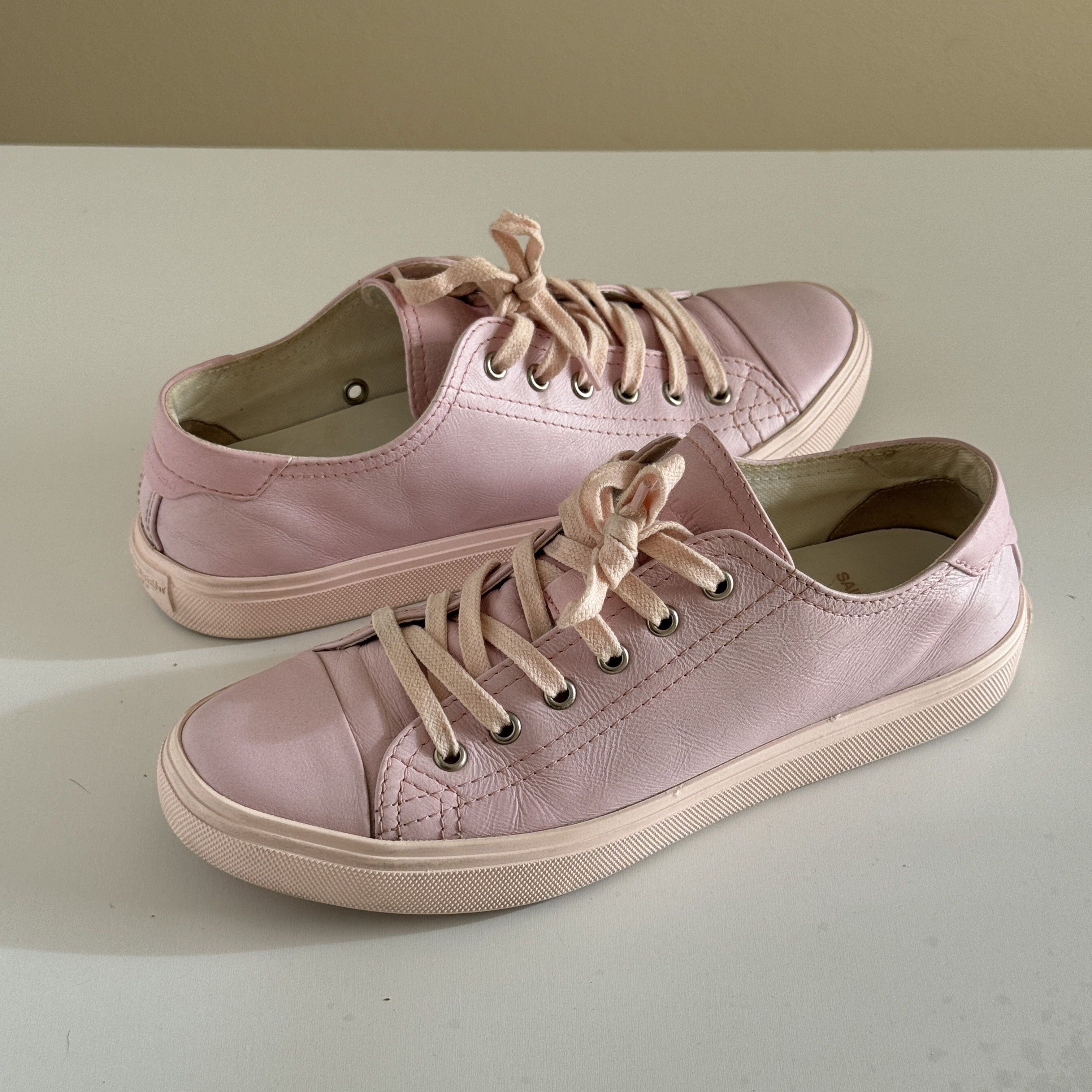 Saint Laurent Paris Saint Laurent Bedford Sneaker shoe Pink sz US 8.5 women Size US 8.5 / IT 38.5 - 1 Thumbnail
