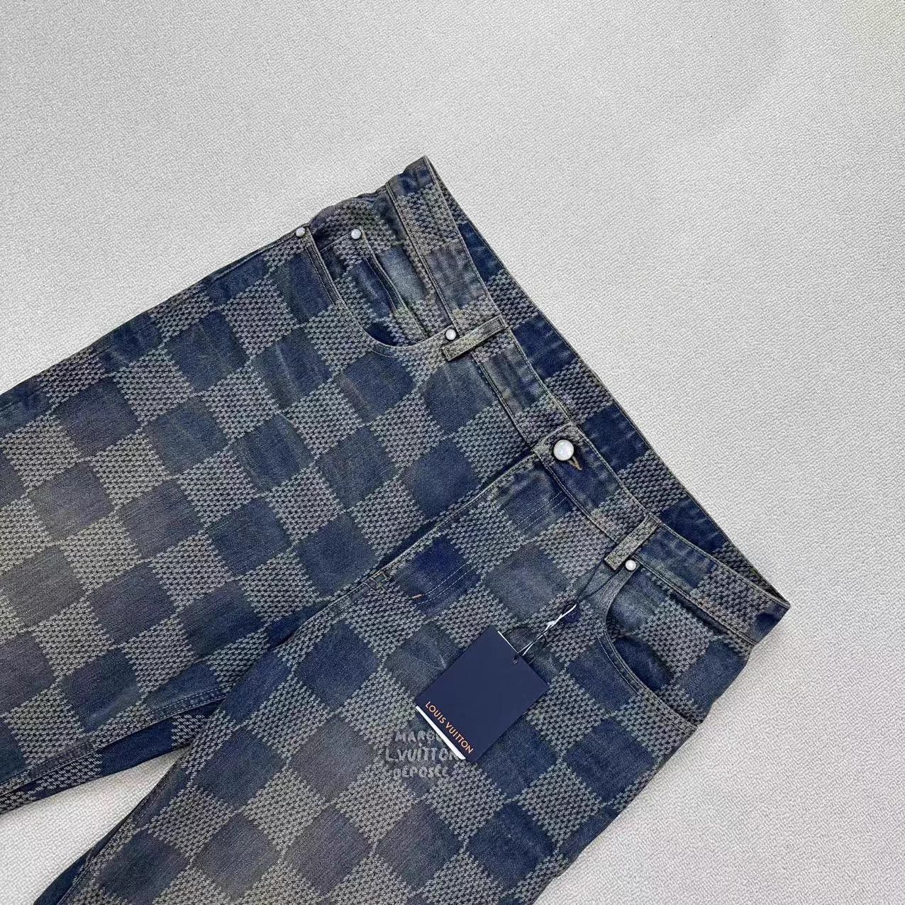 Louis Vuitton Louis Vuitton Monogram Distressed Denim Jeans 34 Size 34" / US 12 / IT 48 - 3 Thumbnail
