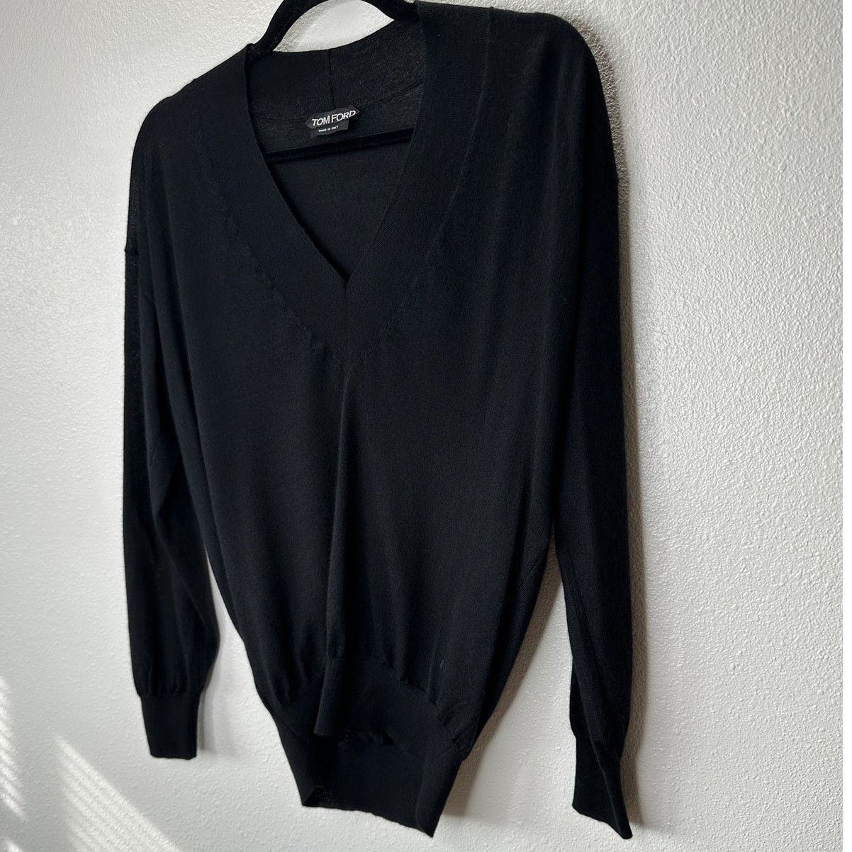 Tom Ford Tom Ford Black V-Neck Long Sleeve Cashmere Silk Sweater S Size S / US 4 / IT 40 - 4 Thumbnail