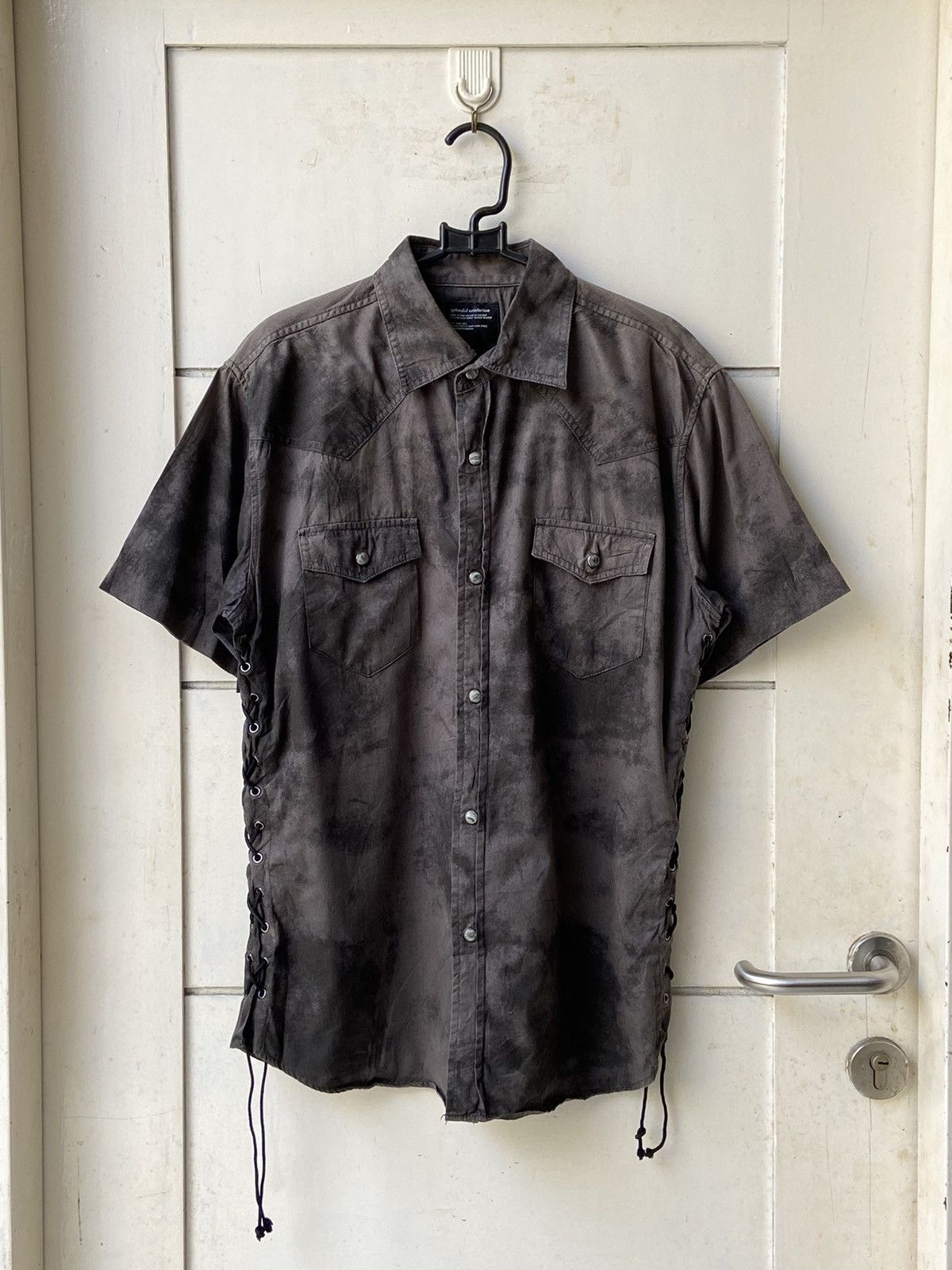 image of Seditionaries Splendid Satisfaction Tie Dye Patterned Laces Shirt in Black/Brown (Size Medium)