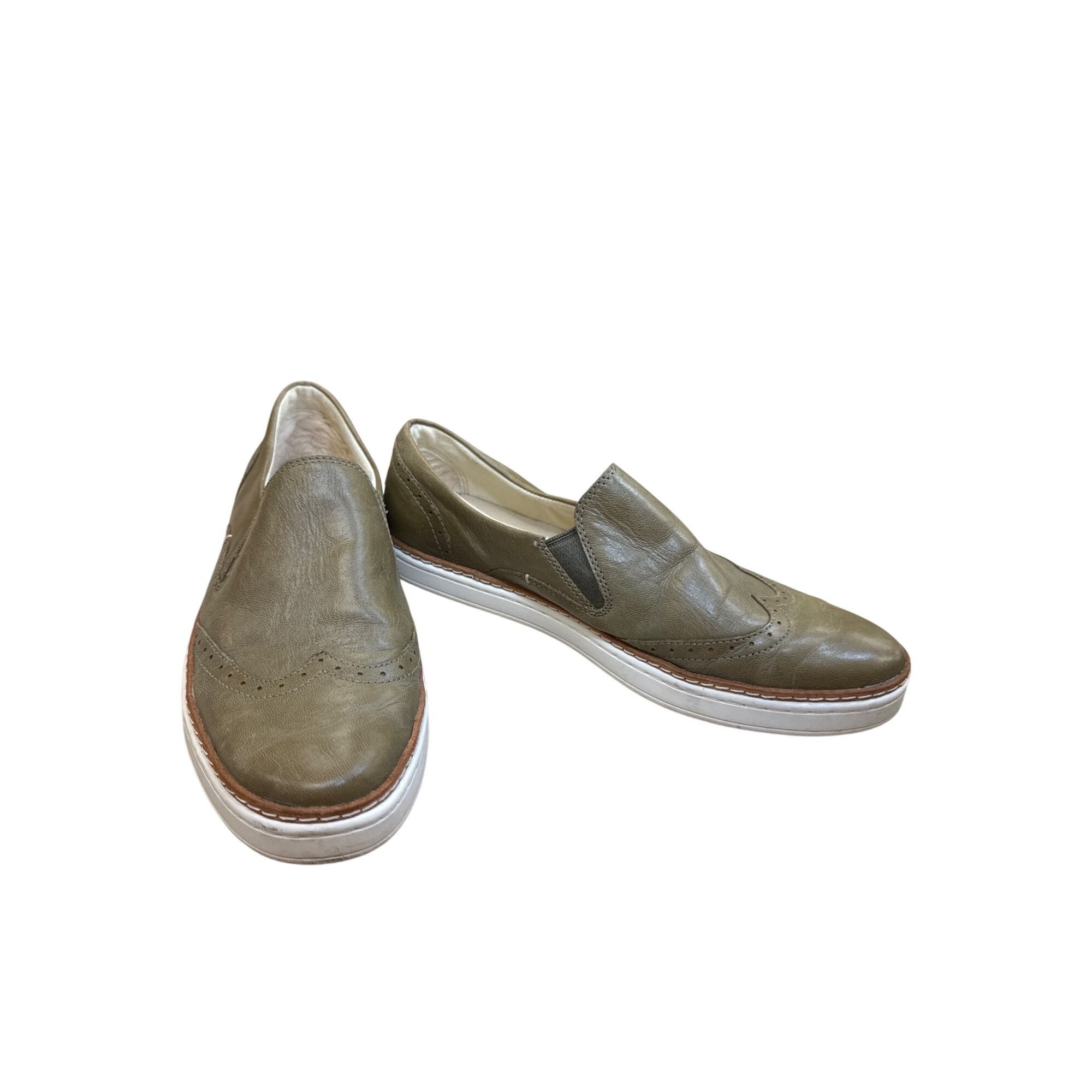 Ugg Ugg Womens Green Leather Slip-On Loafers Shoes Size 8 SKU813 Size US 8 / IT 38 - 1 Thumbnail