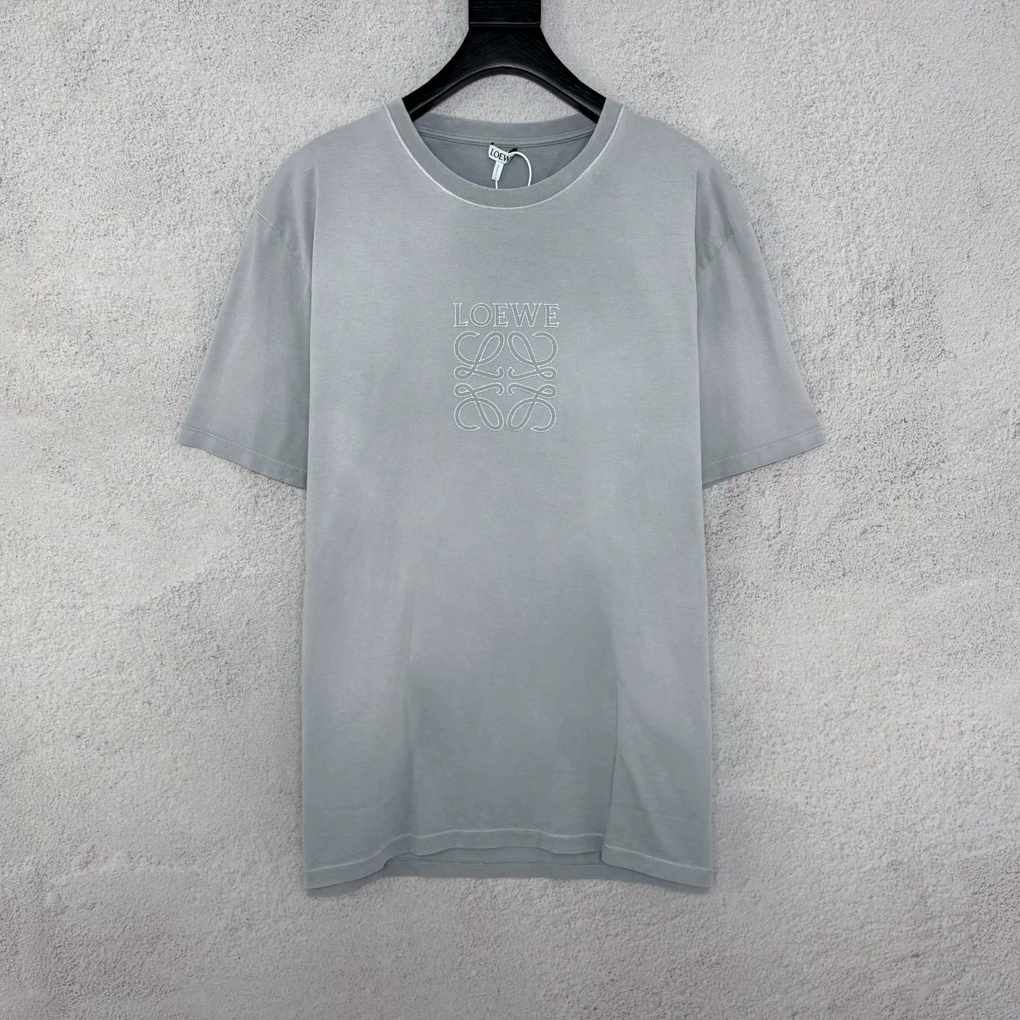 Loewe Loewe Anagram Embroidered T-Shirt Size L Size US L / EU 52-54 / 3 - 1 Thumbnail