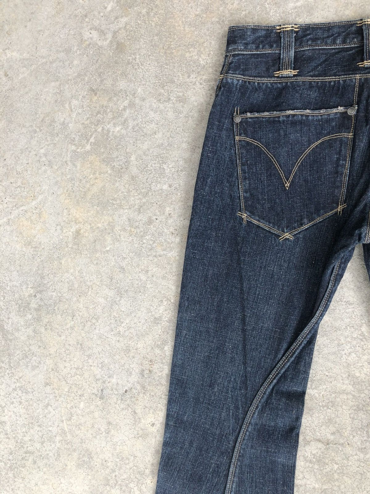 Levi's Flared Levis Engineered Bootcut Distressed Denim Size US 30 / EU 46 - 9 Thumbnail